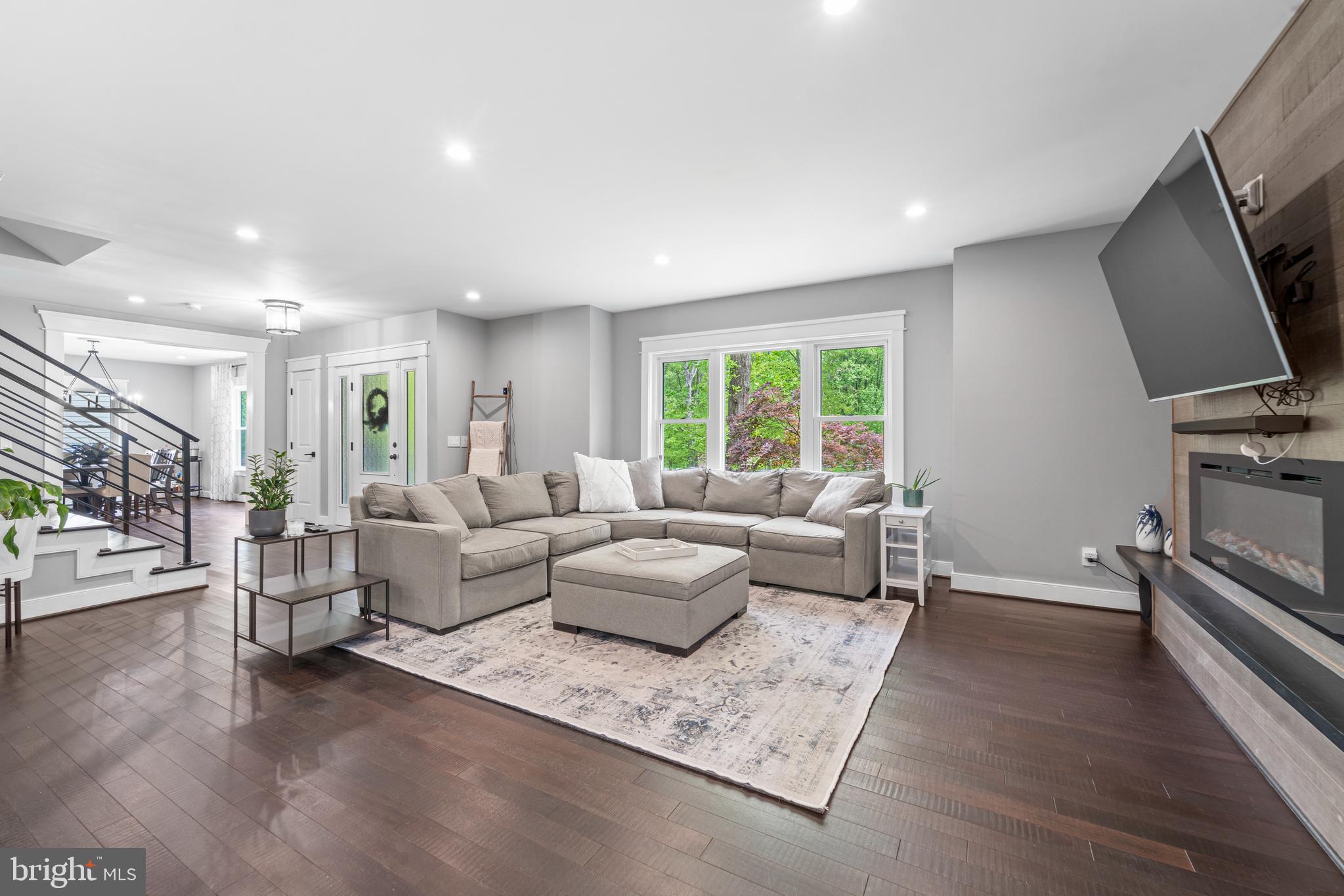 MILL CREEK PARK - Residential