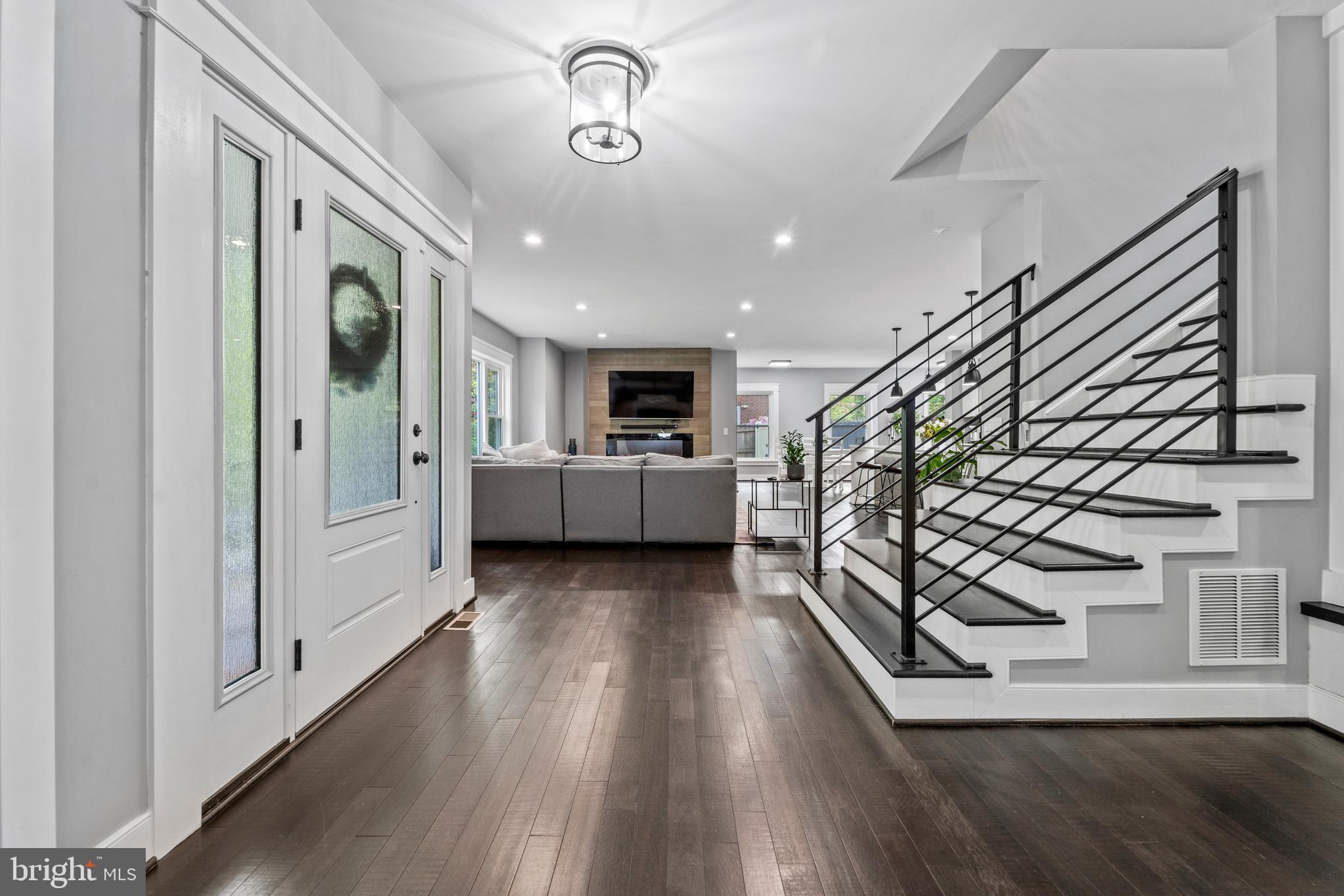 MILL CREEK PARK - Residential