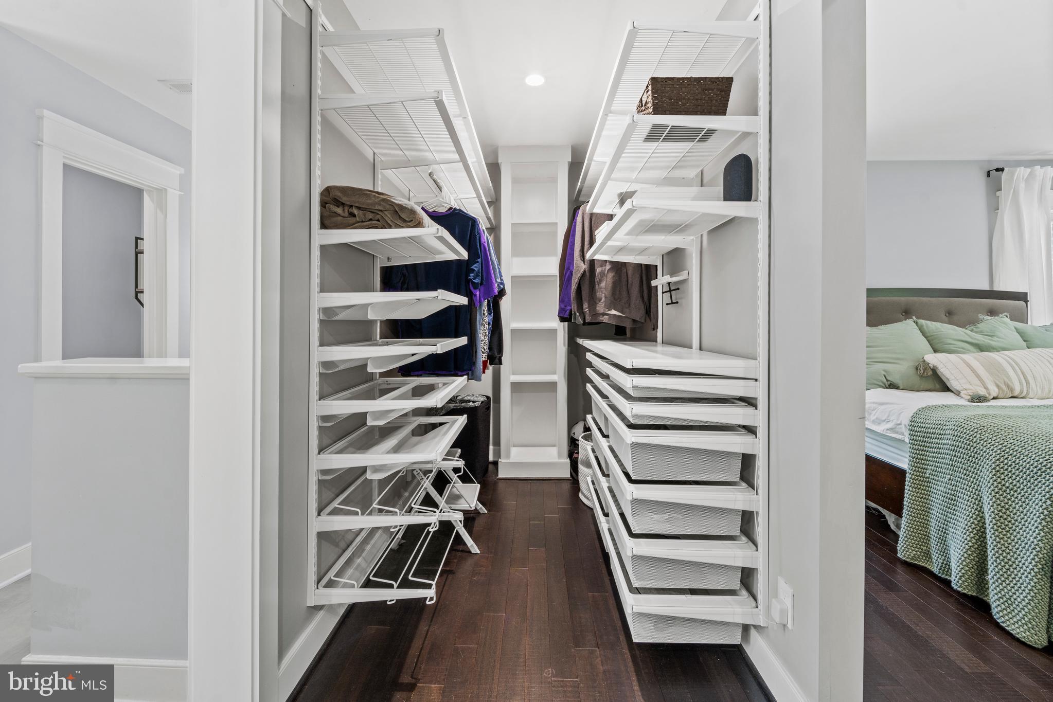 MILL CREEK PARK - Residential