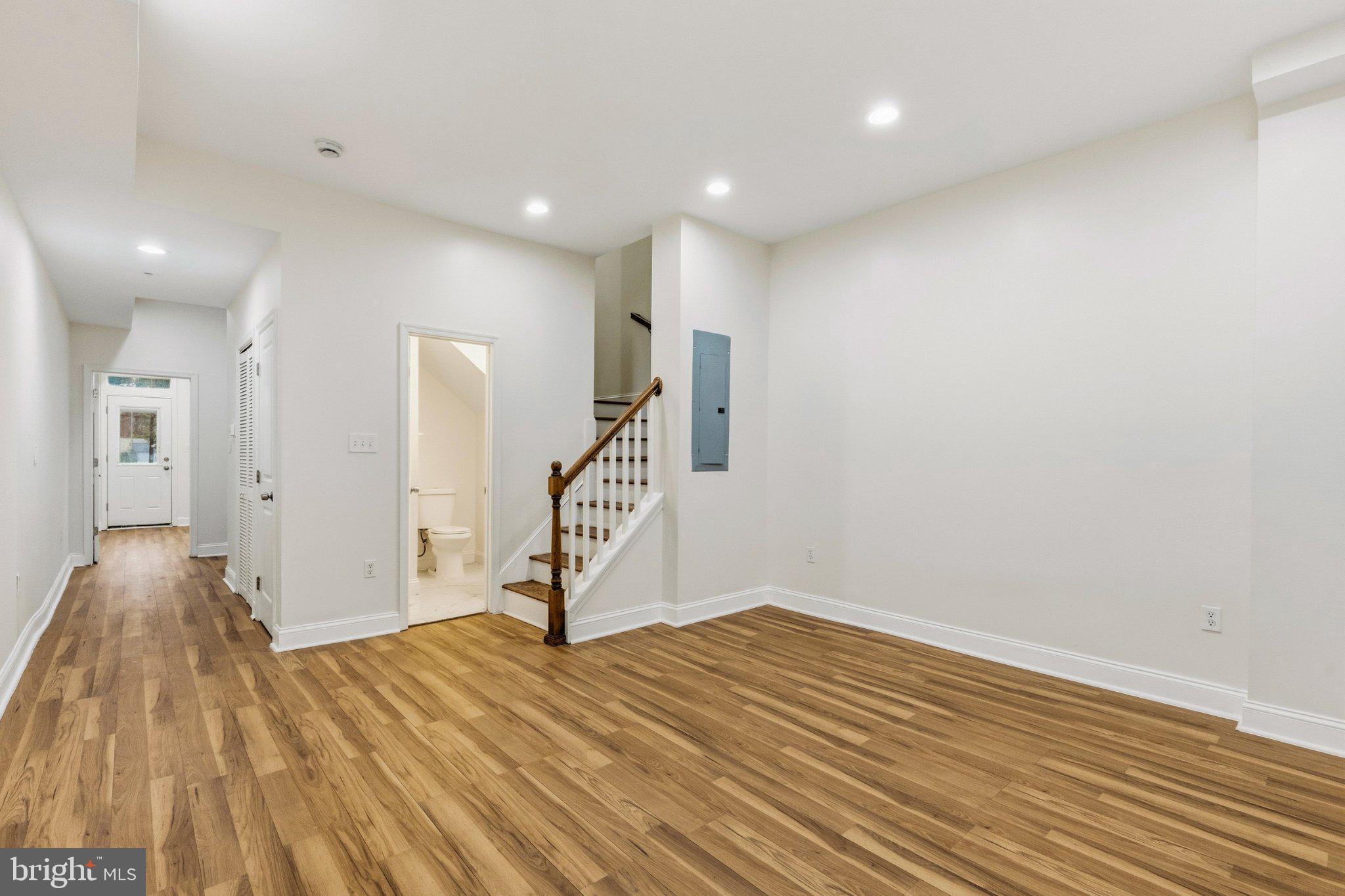 113 15TH STREET SE