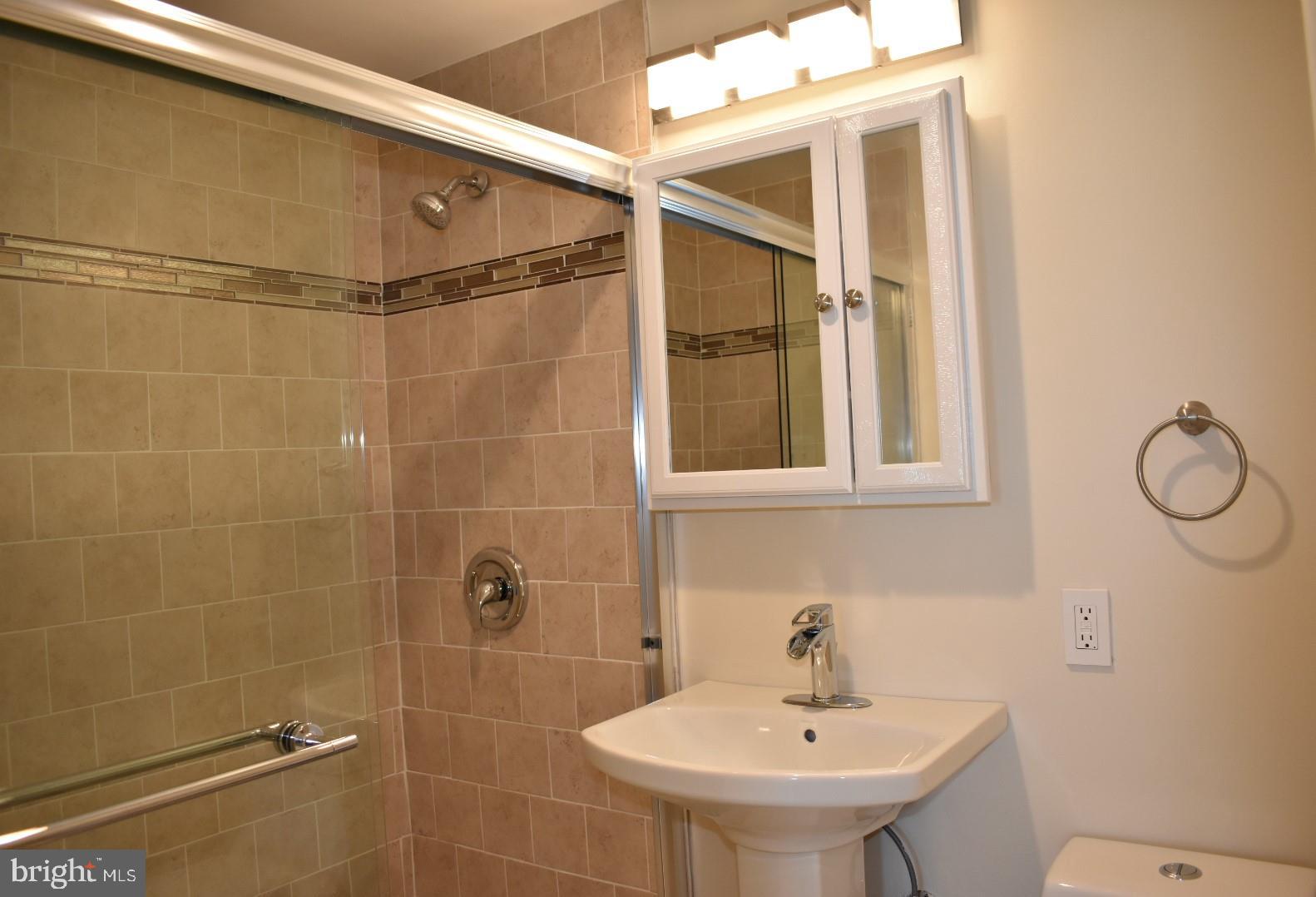 4600 DUKE - Residential