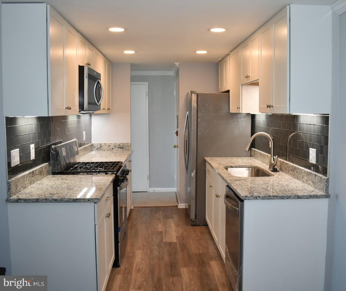 4600 DUKE - Residential