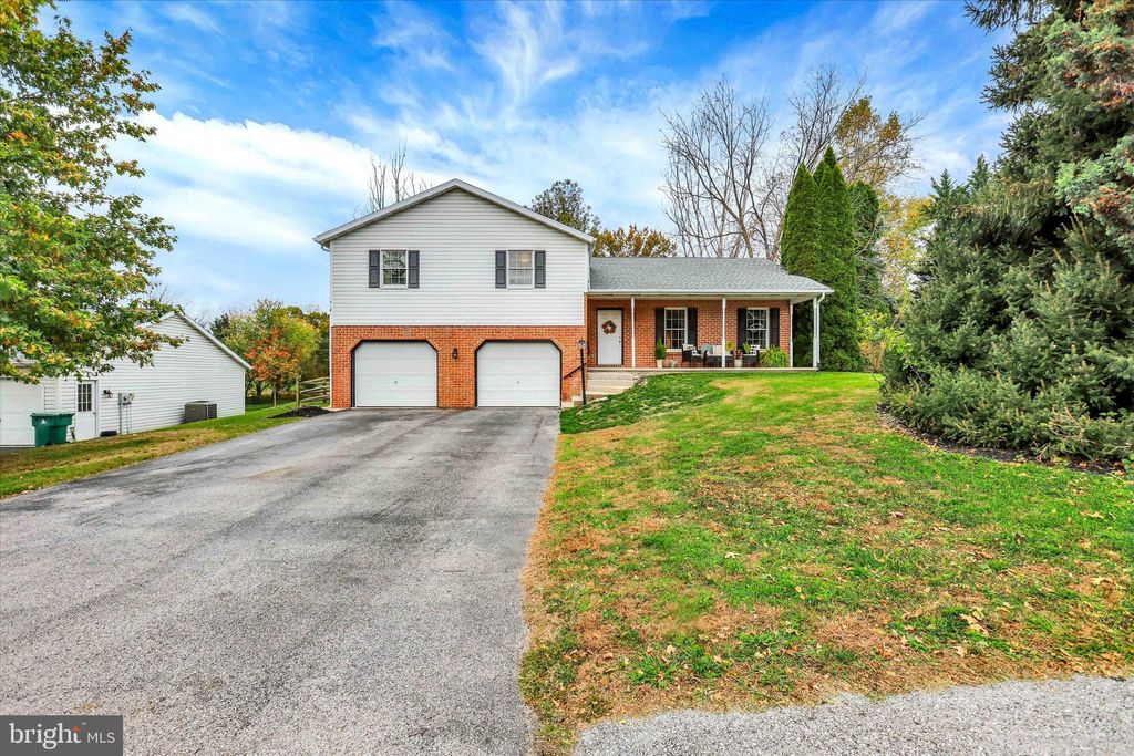 Photo of 3467 Church St, CHAMBERSBURG, PA 17202 (MLS # PAFL2032756)