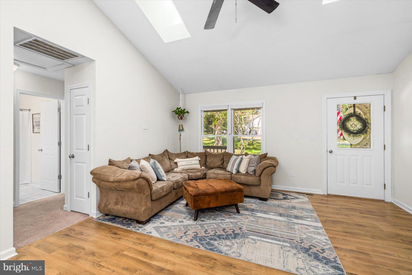 LAKE MONTICELLO - Residential