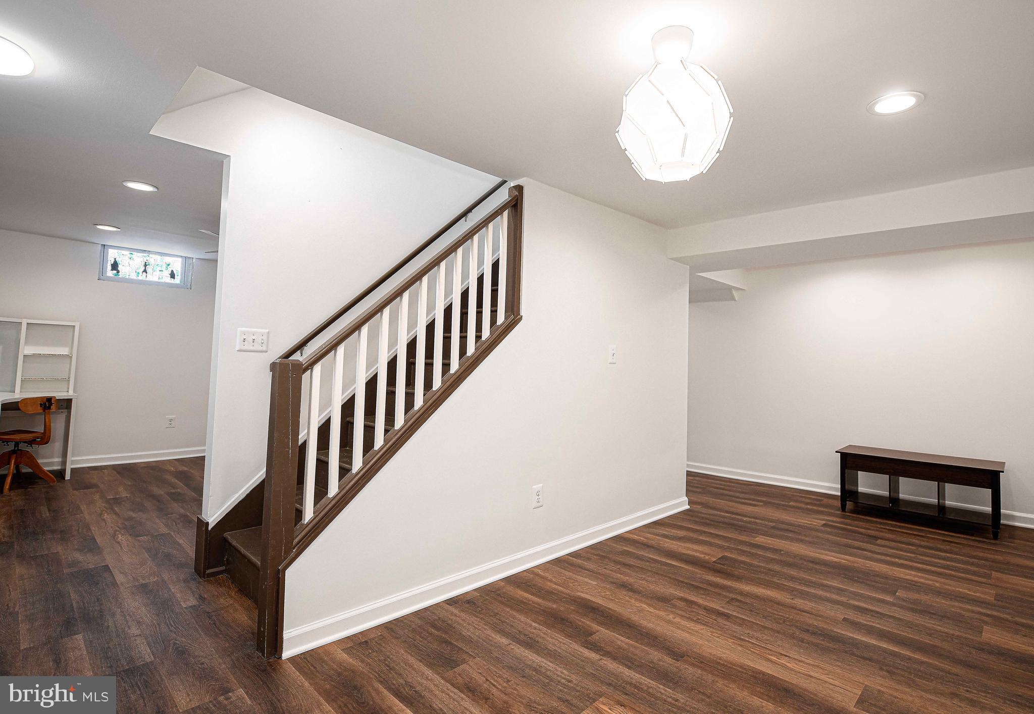 WEBSTER VILLAGE - Residential