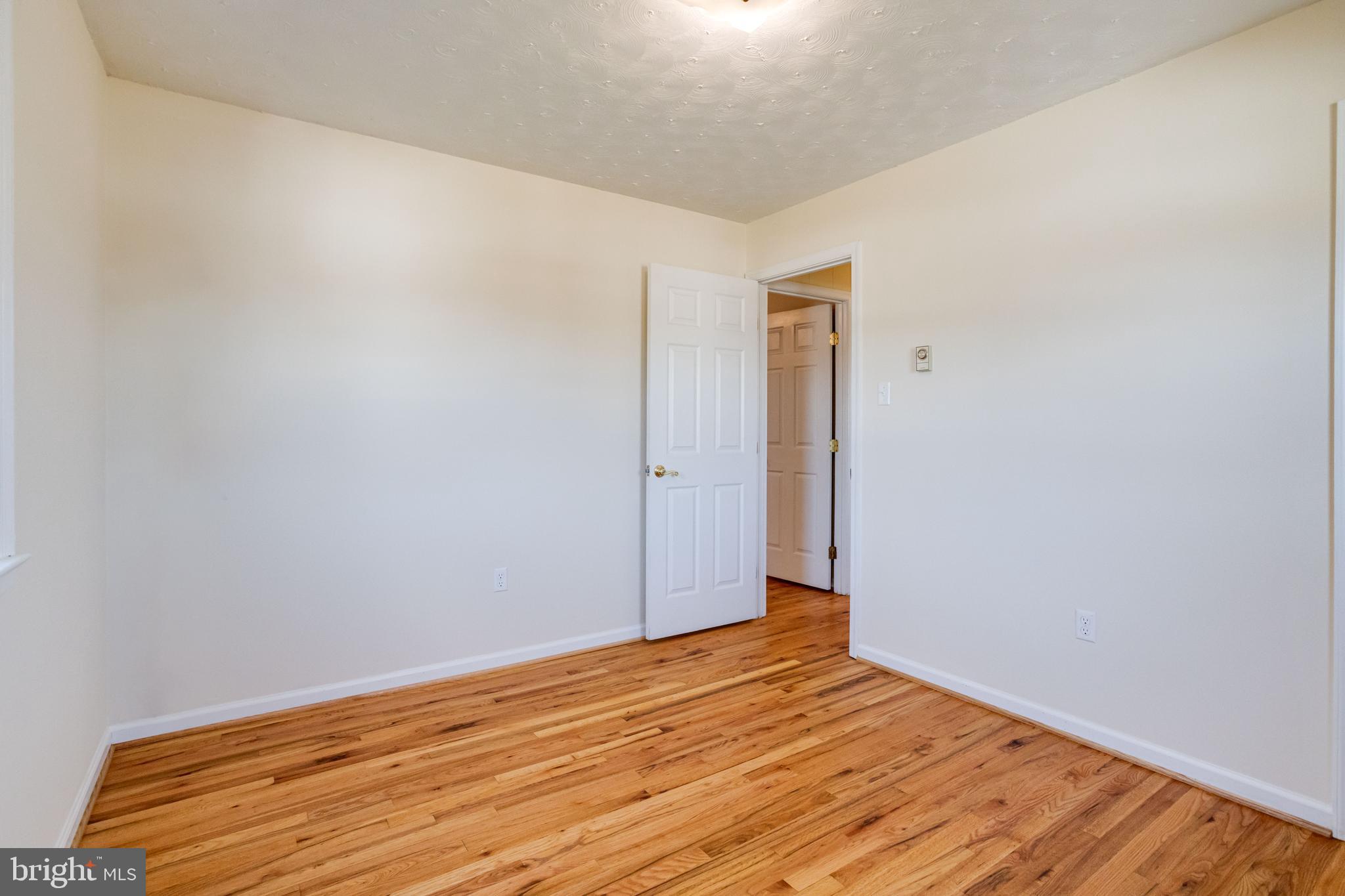 REGULARS - Residential Lease