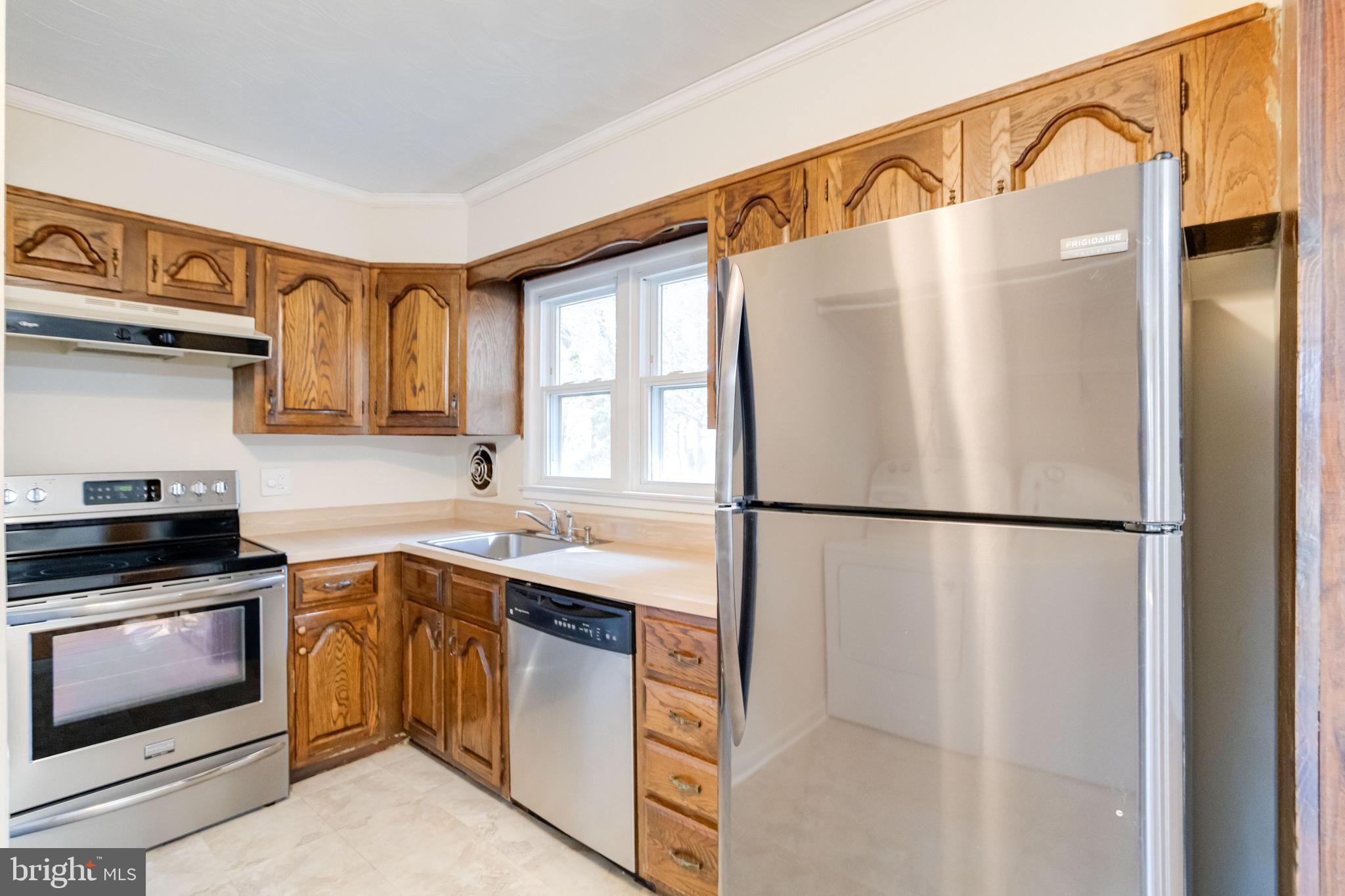 REGULARS - Residential Lease