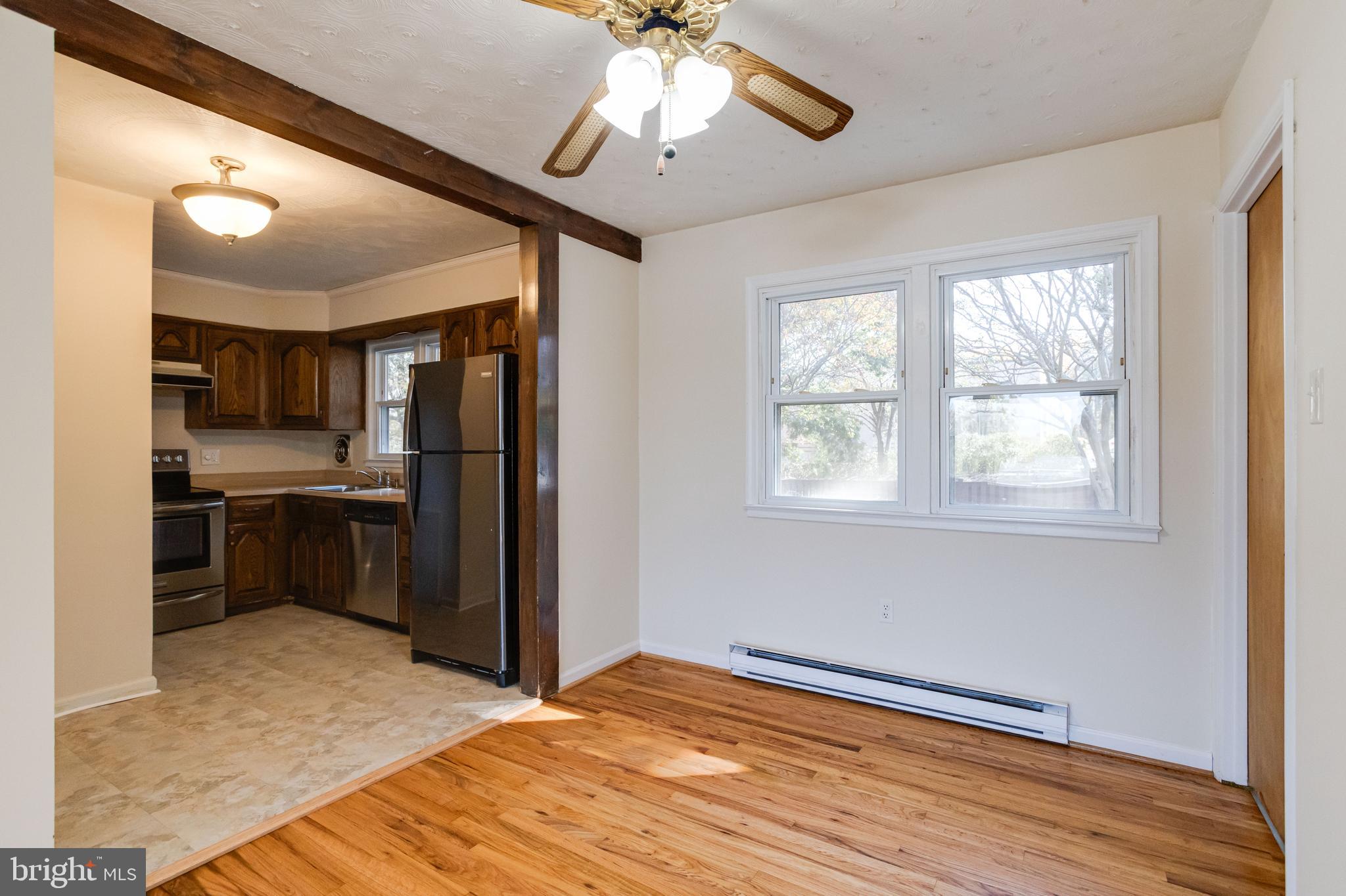 REGULARS - Residential Lease