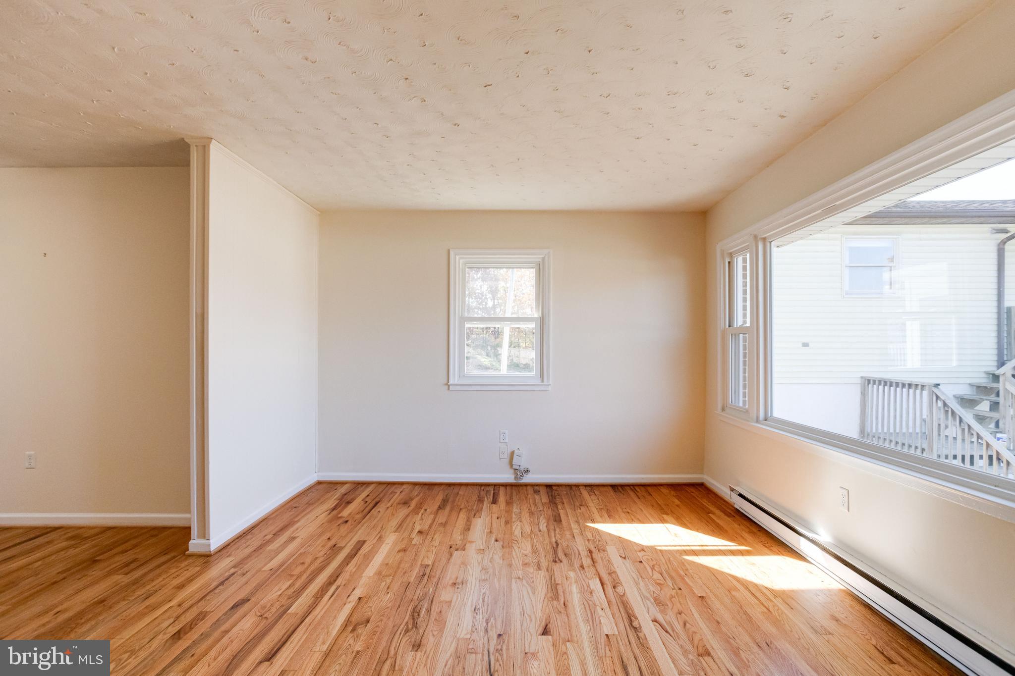 REGULARS - Residential Lease