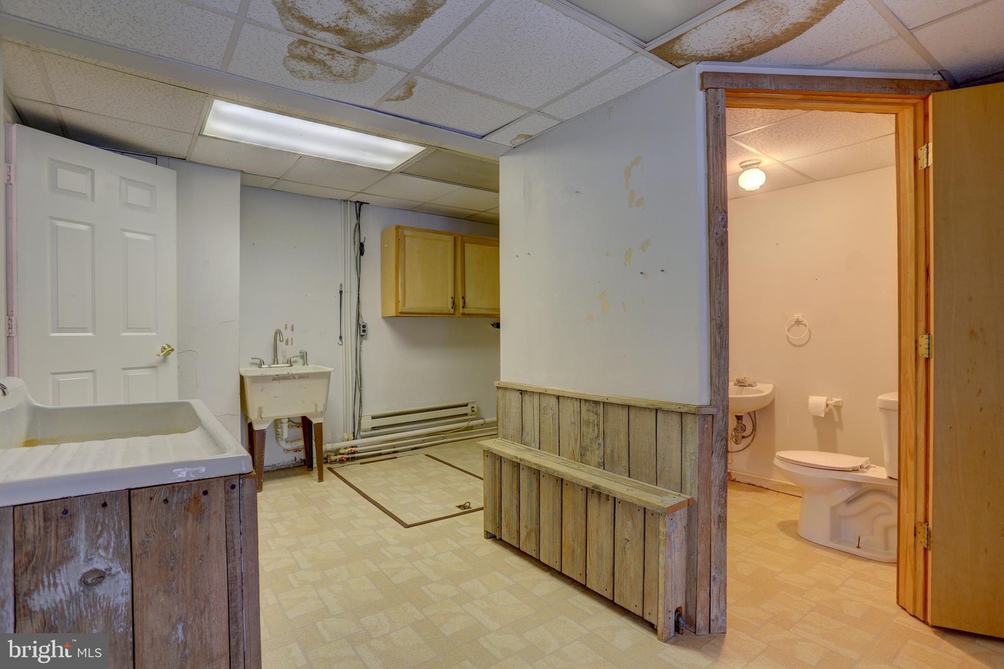 WEST EARL TWP - Residential