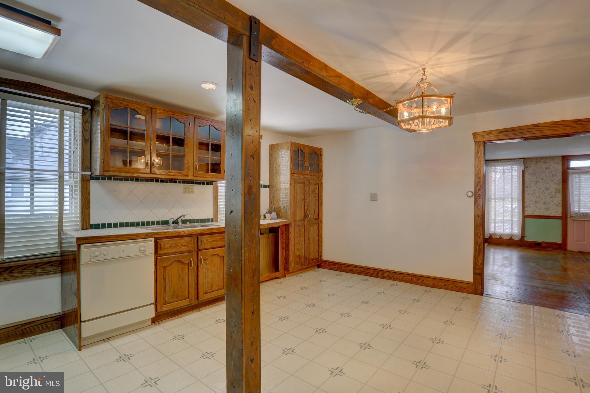 WEST EARL TWP - Residential