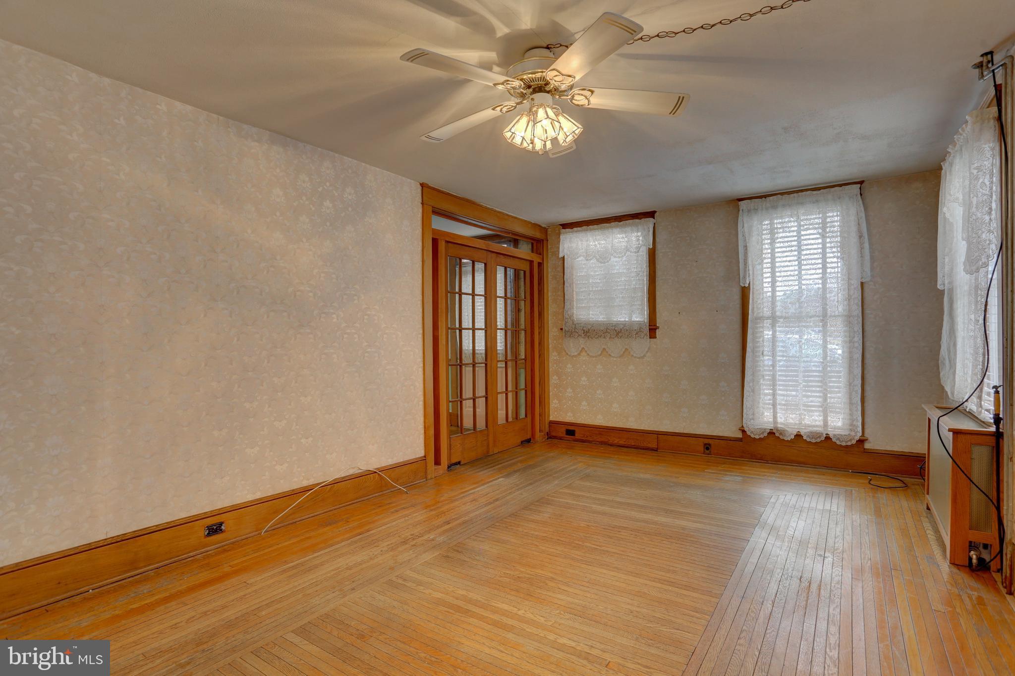 WEST EARL TWP - Residential