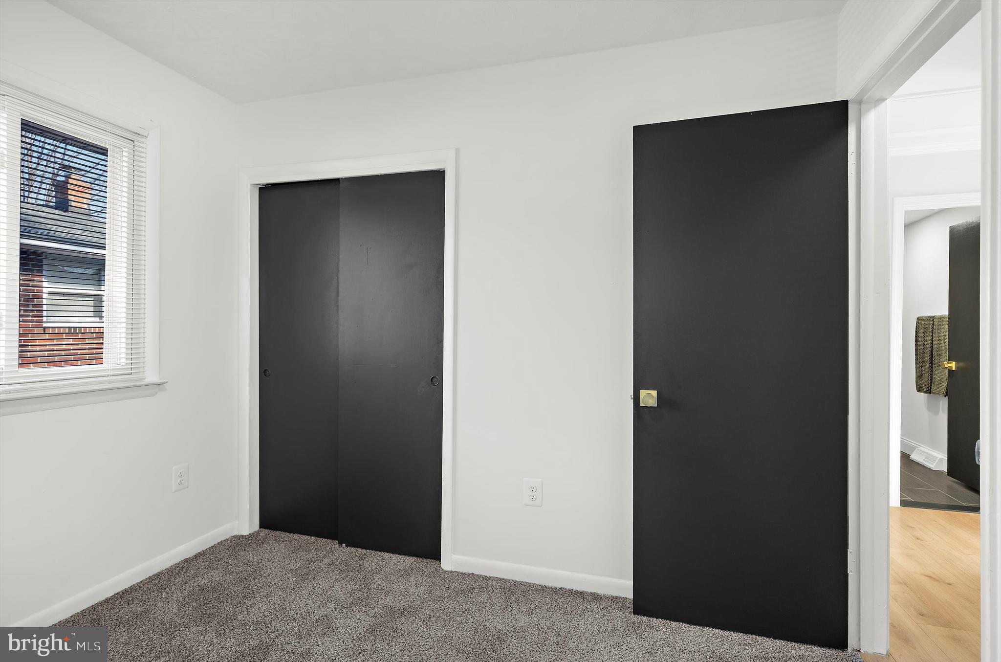 RIVIERA BEACH - Residential