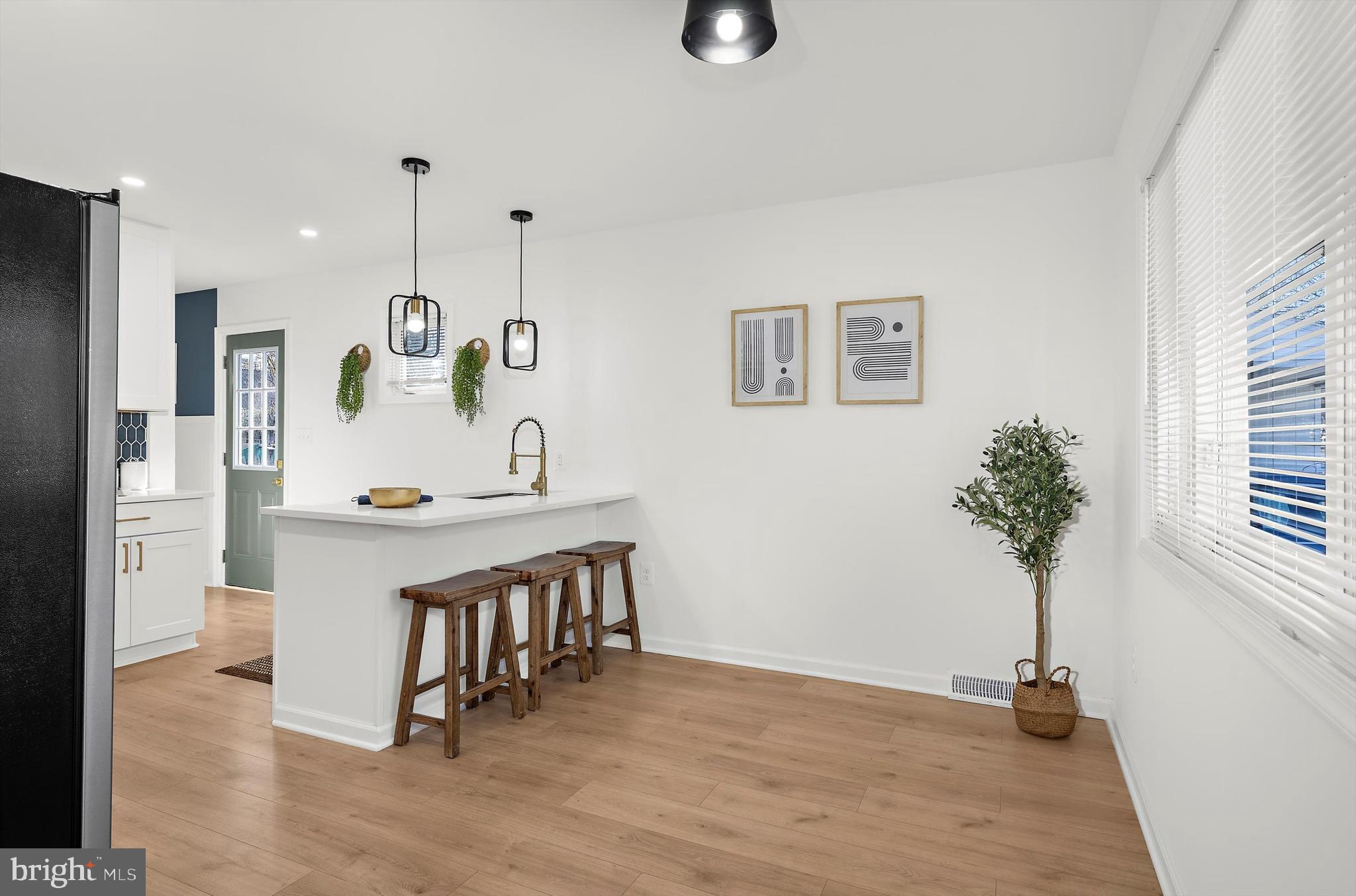 RIVIERA BEACH - Residential