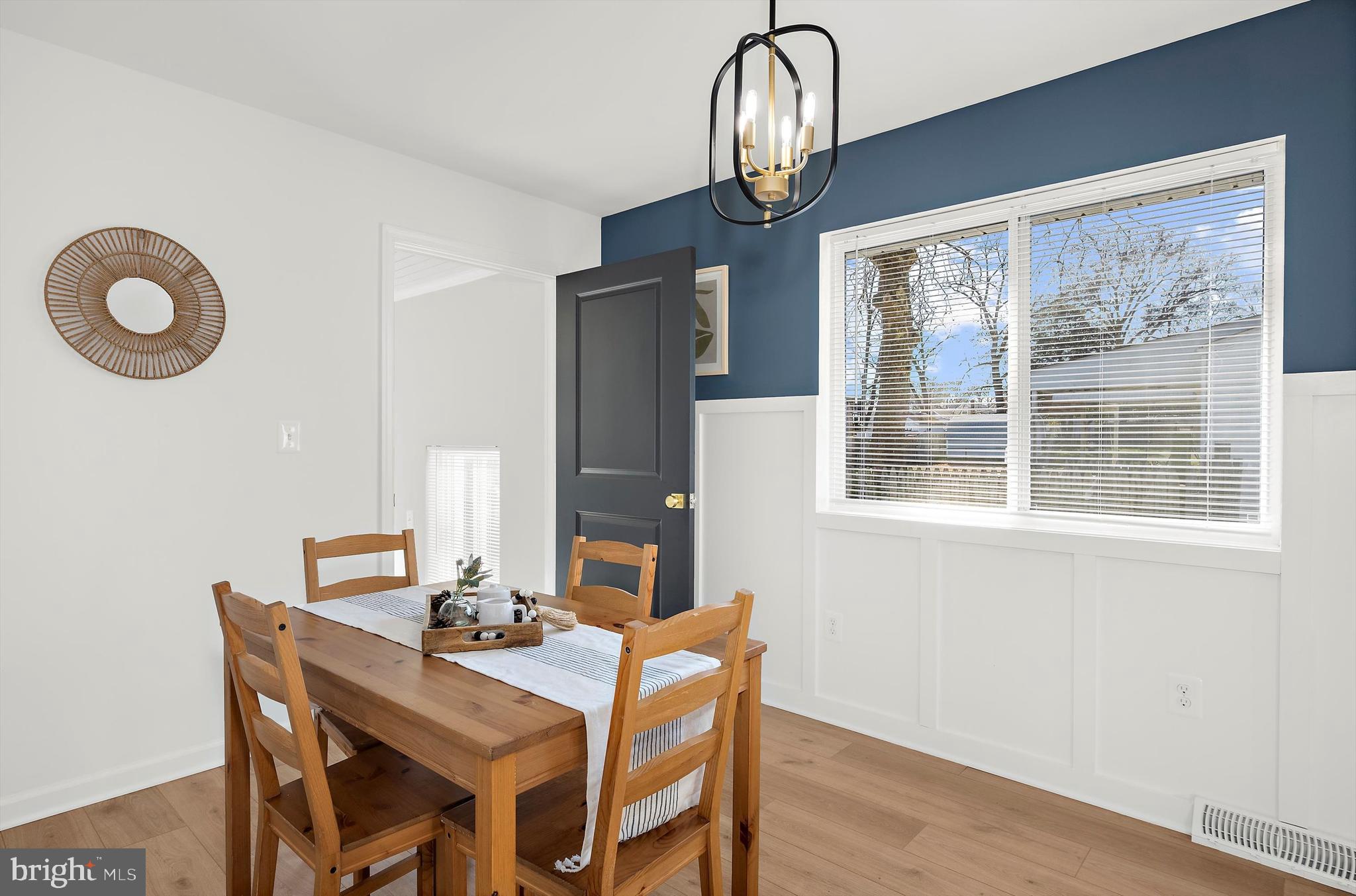 RIVIERA BEACH - Residential