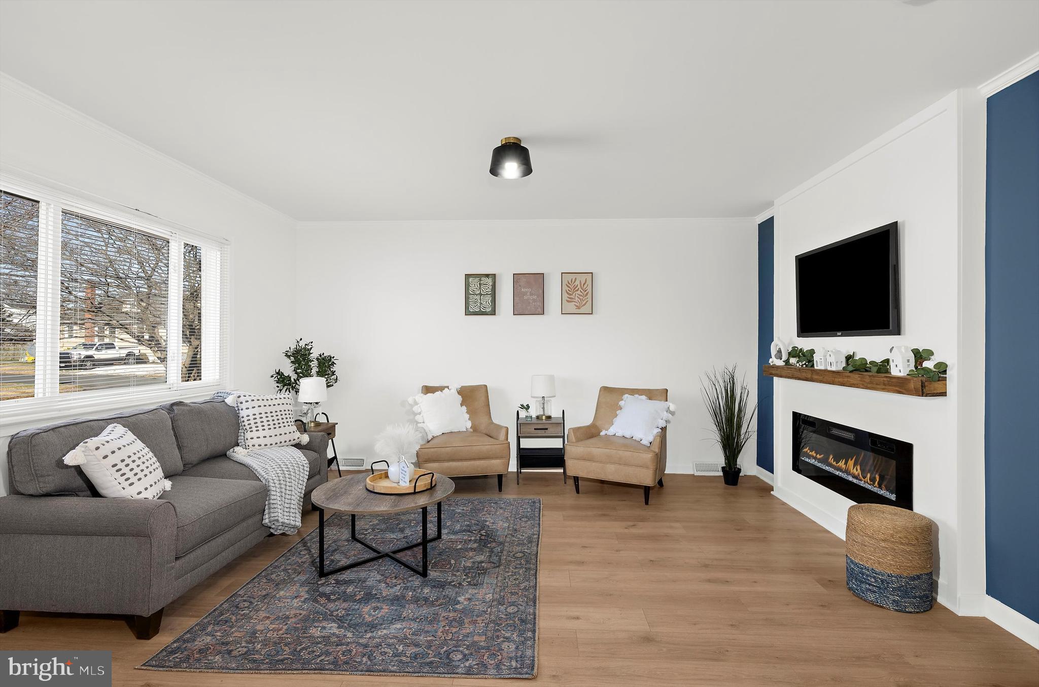 RIVIERA BEACH - Residential