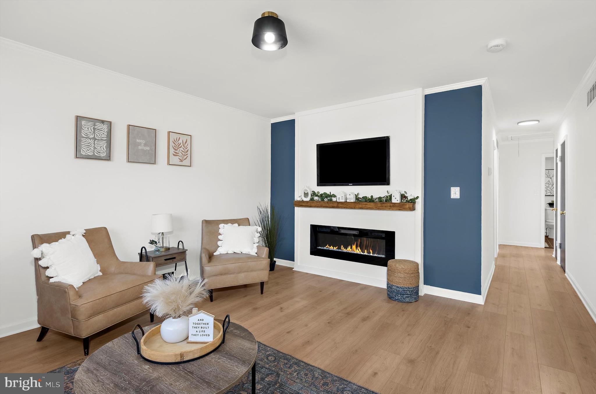 RIVIERA BEACH - Residential