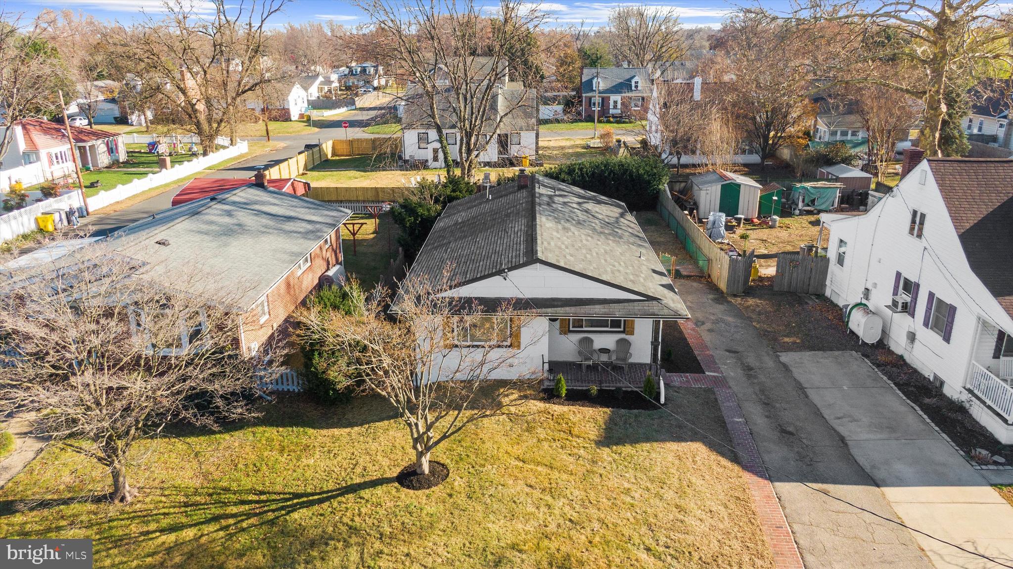 RIVIERA BEACH - Residential