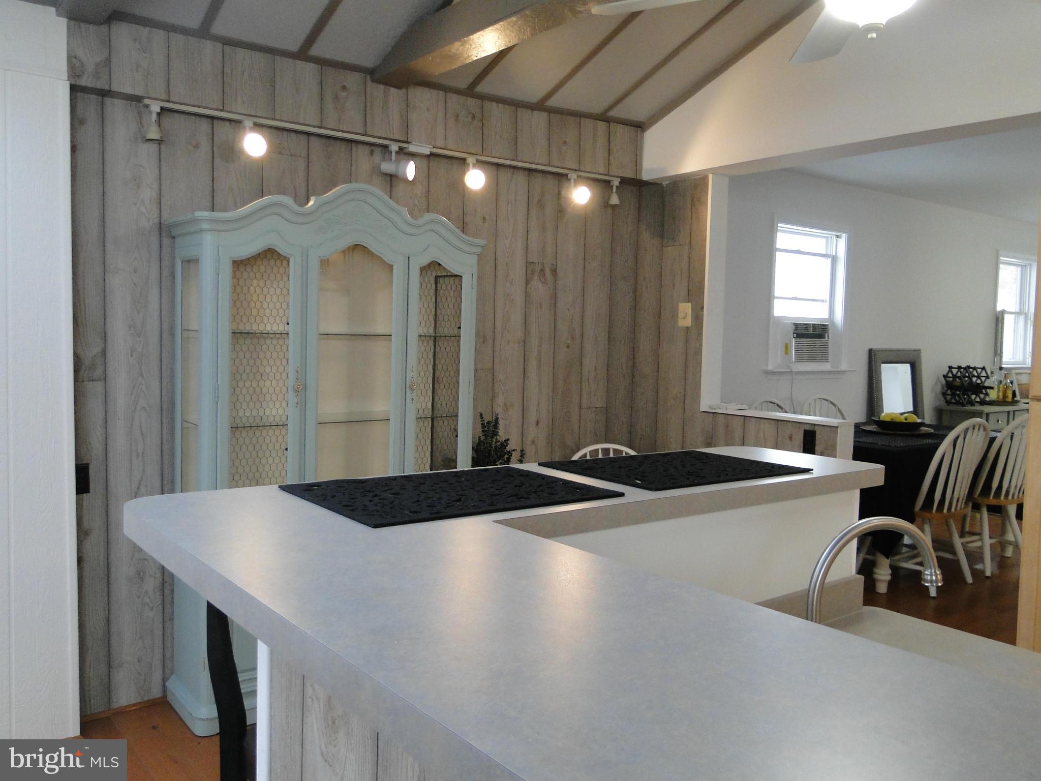 NORTH CHESAPEAKE BEACH - Residential