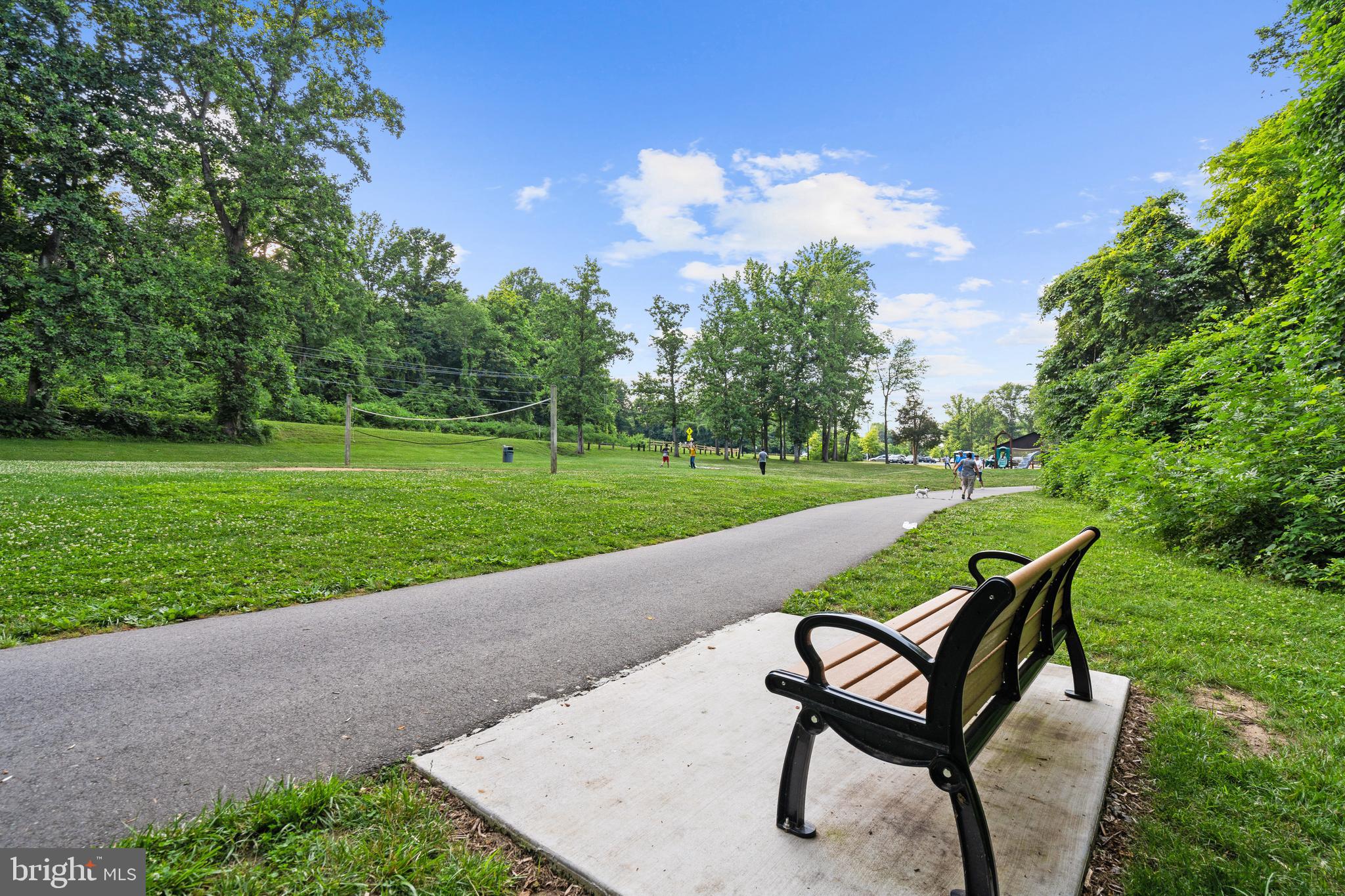 DALE CITY - Residential