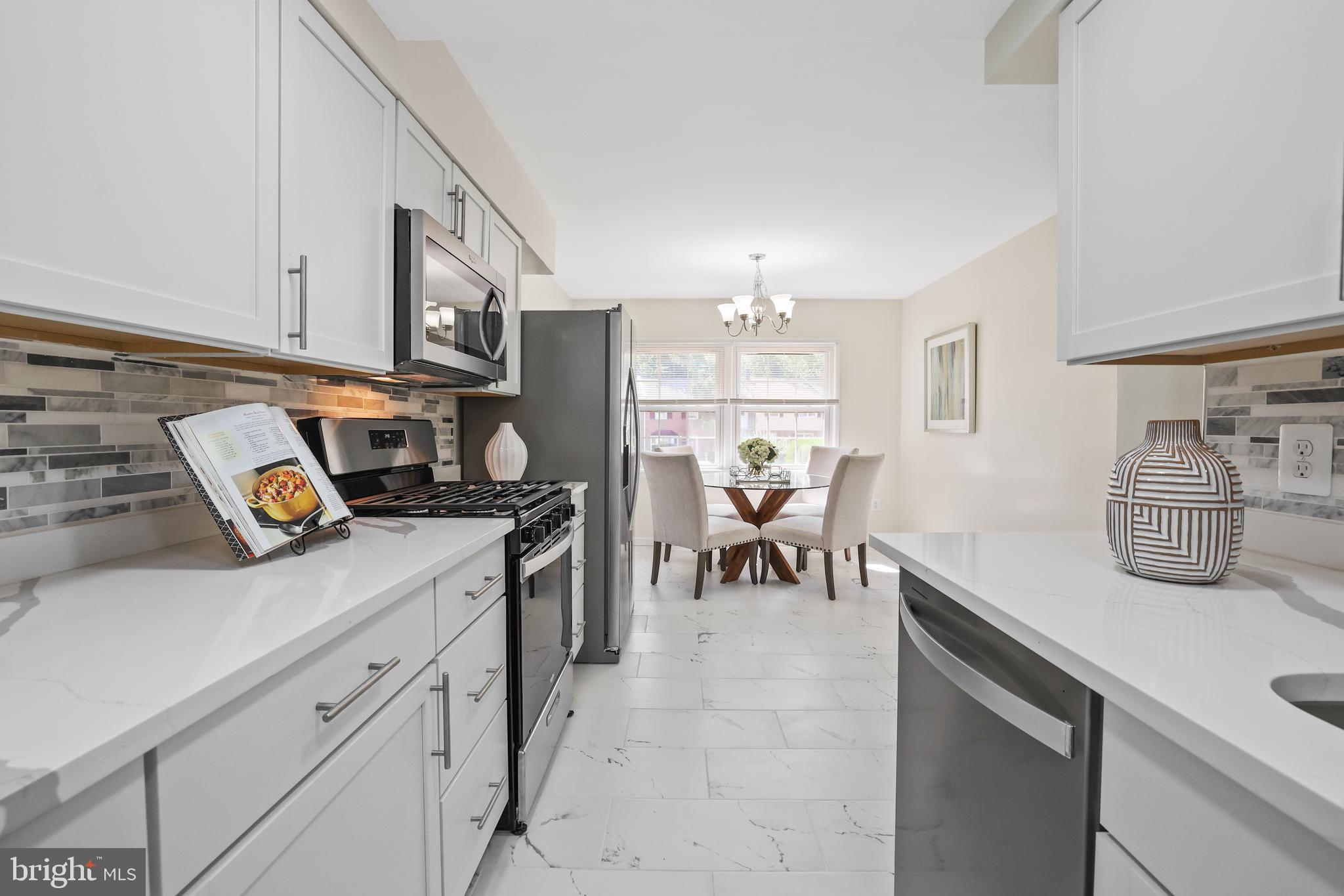 DALE CITY - Residential