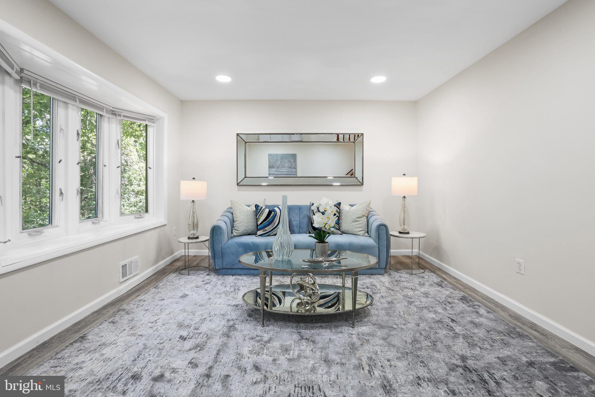 DALE CITY - Residential