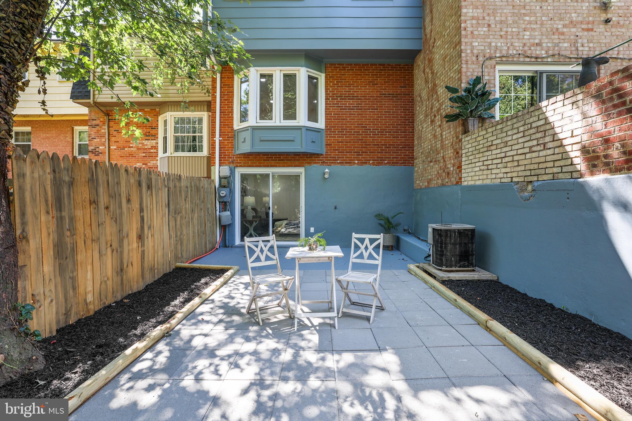 DALE CITY - Residential