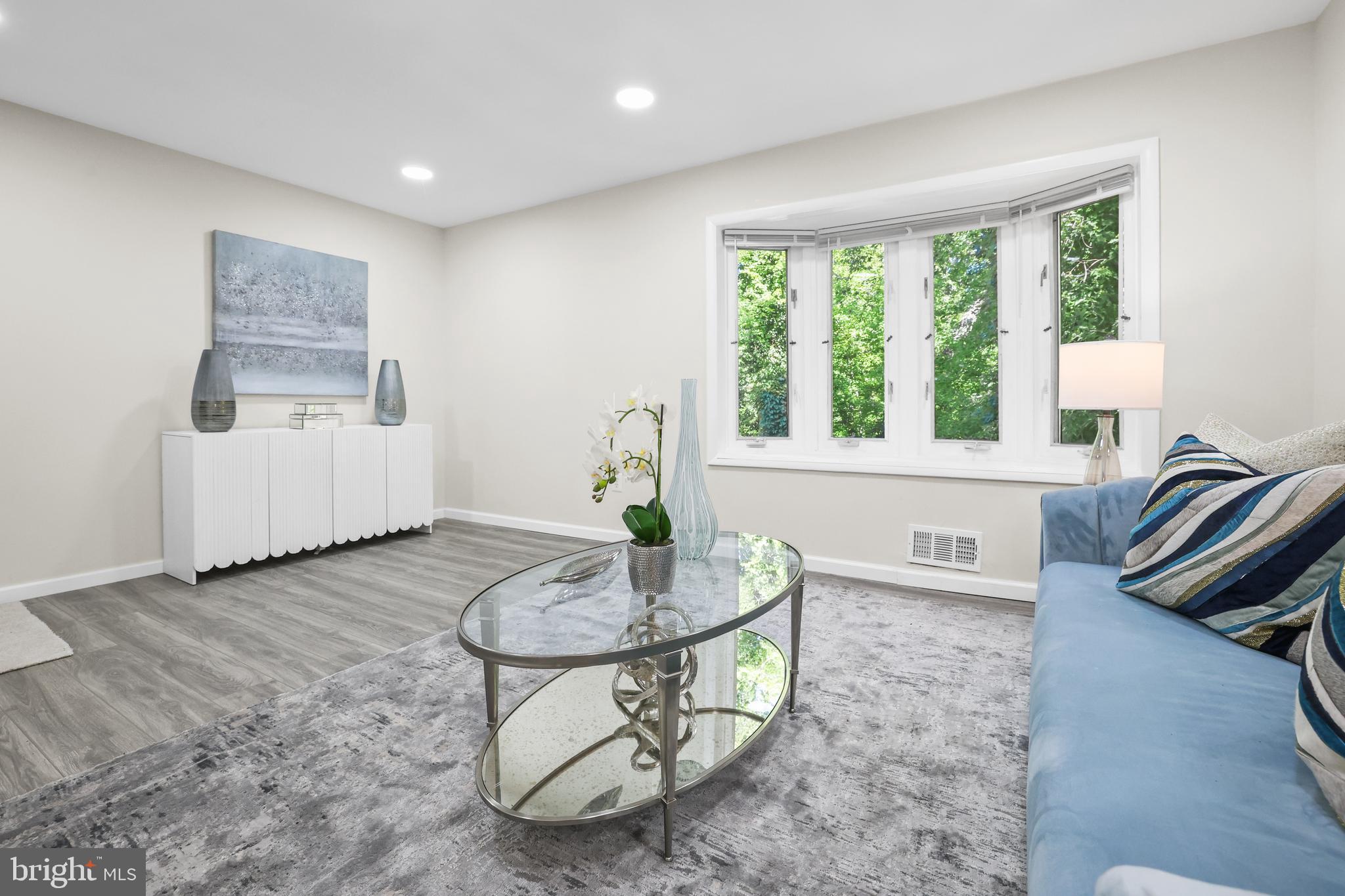 DALE CITY - Residential