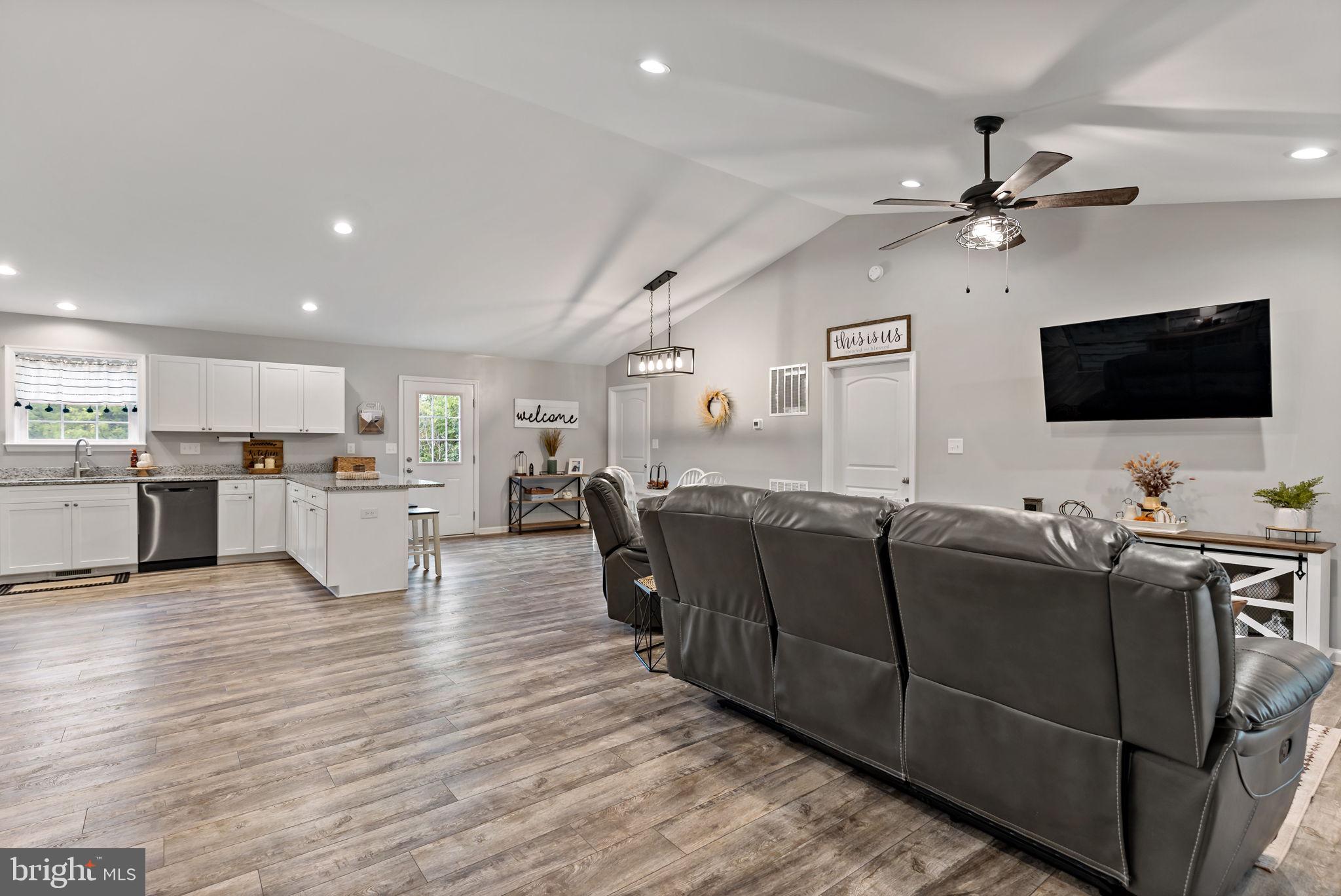 CANNON HILL HEIGHTS II - Residential