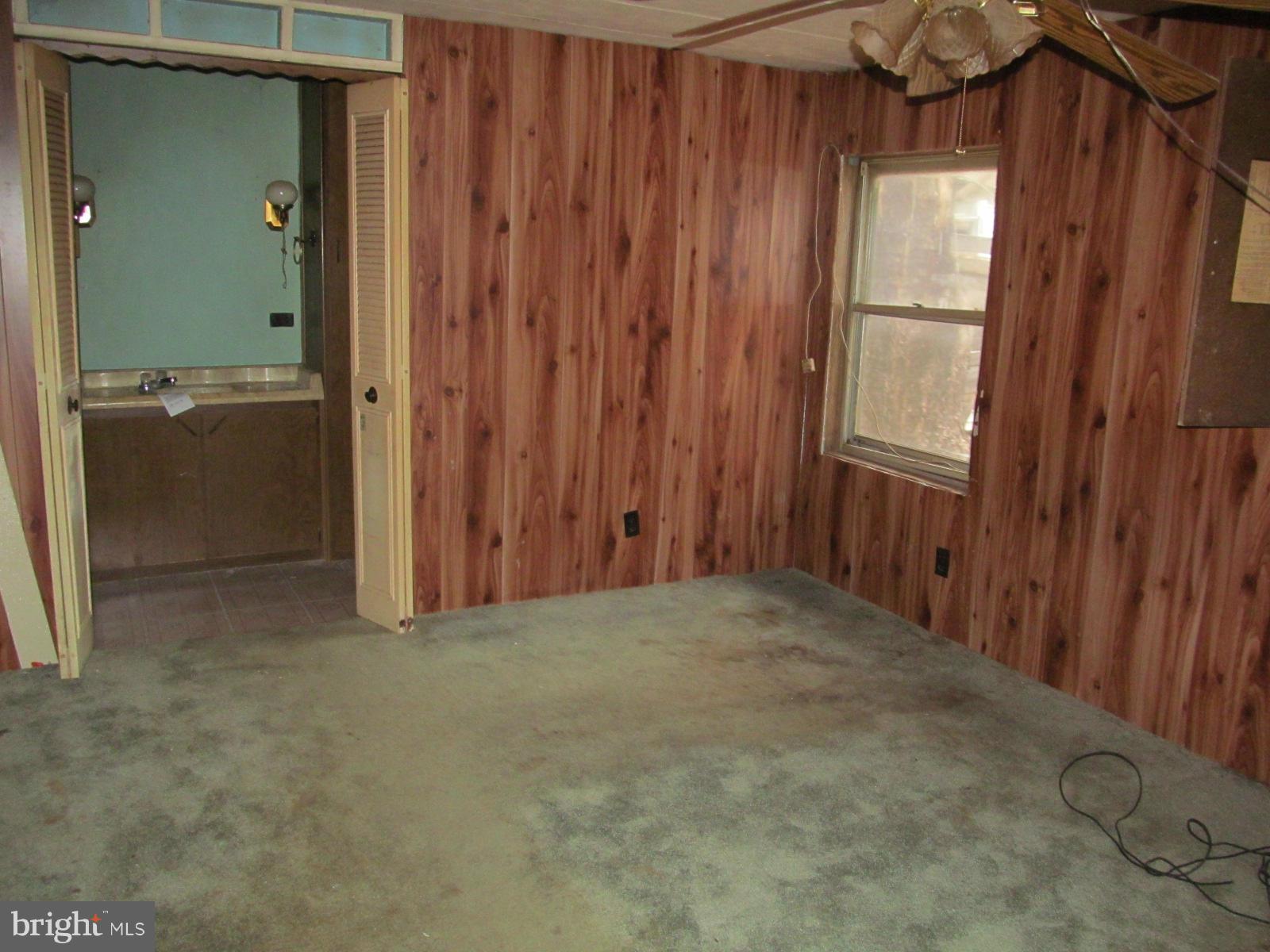 SHAWNEELAND - Residential