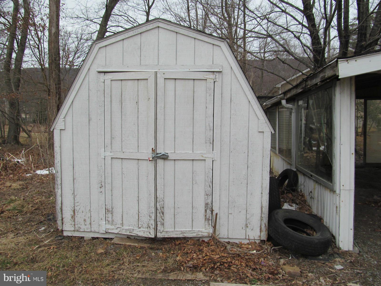 SHAWNEELAND - Residential