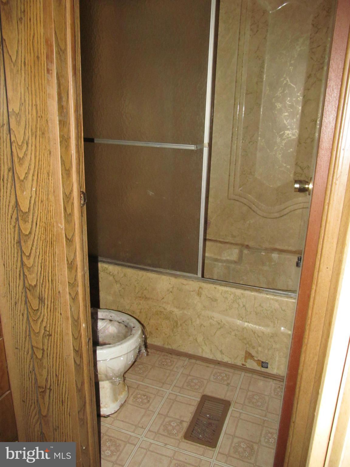 SHAWNEELAND - Residential