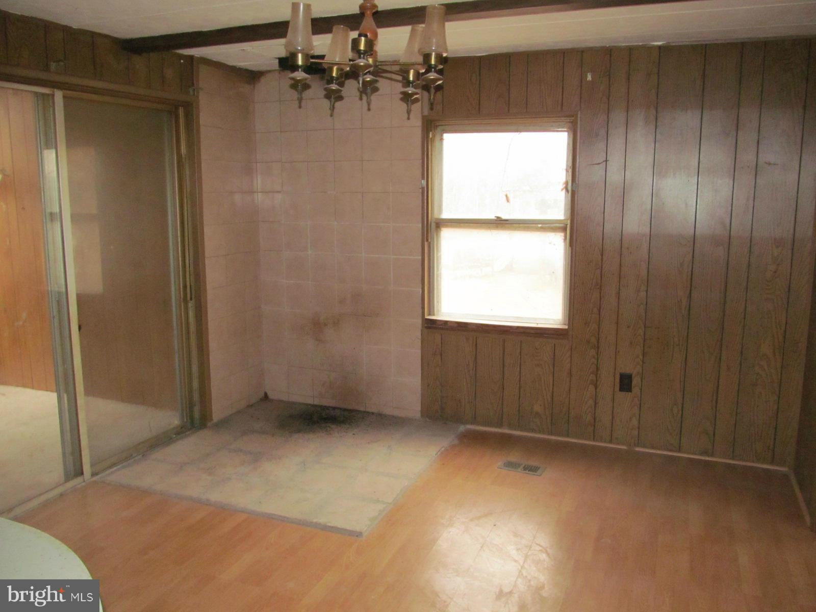 SHAWNEELAND - Residential