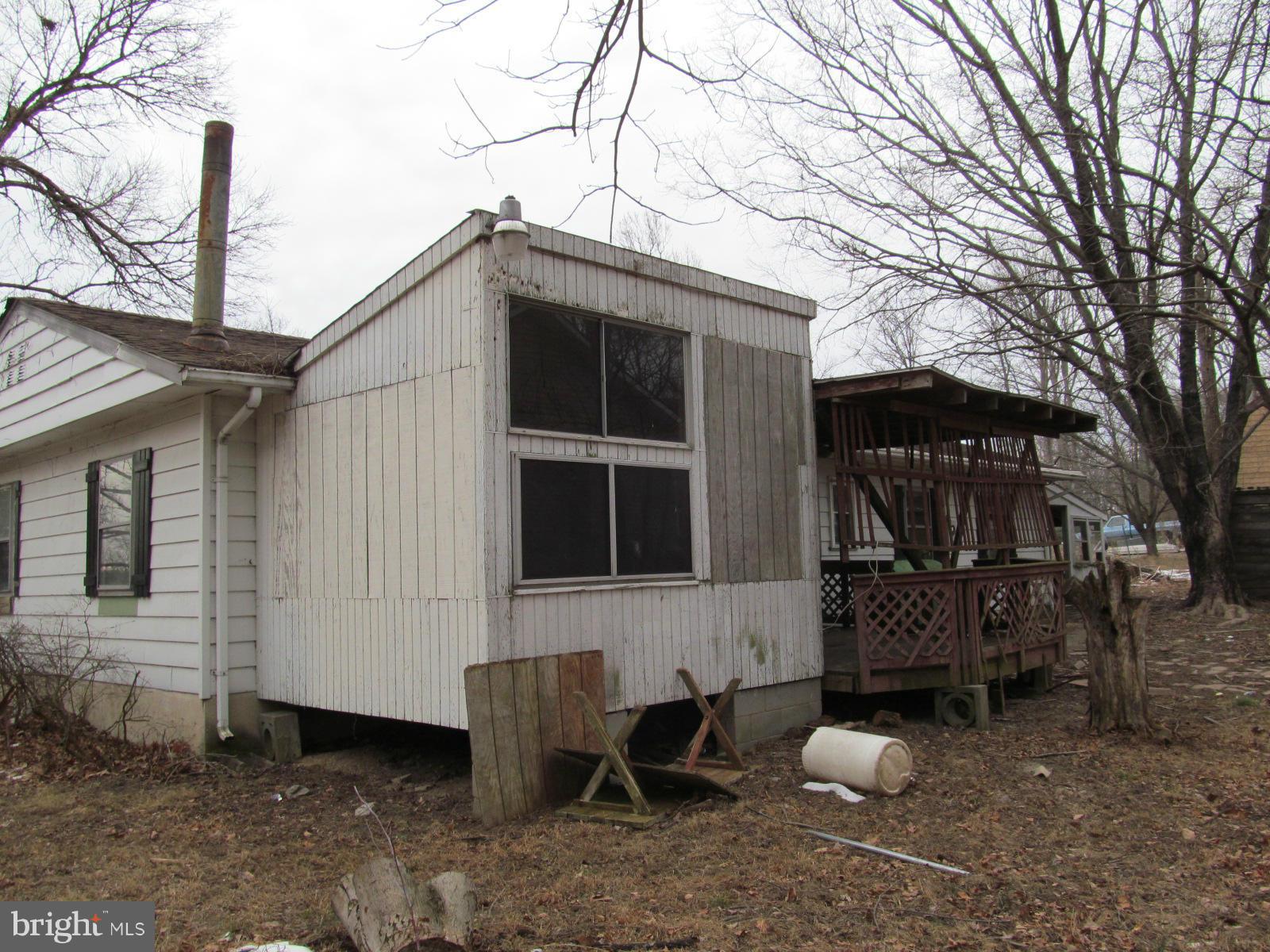 SHAWNEELAND - Residential