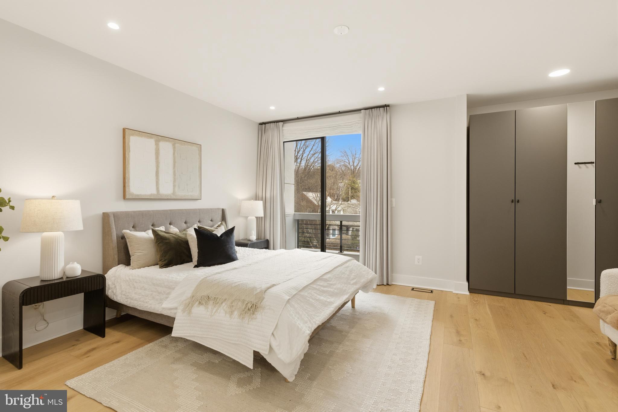 BURLEITH - Residential