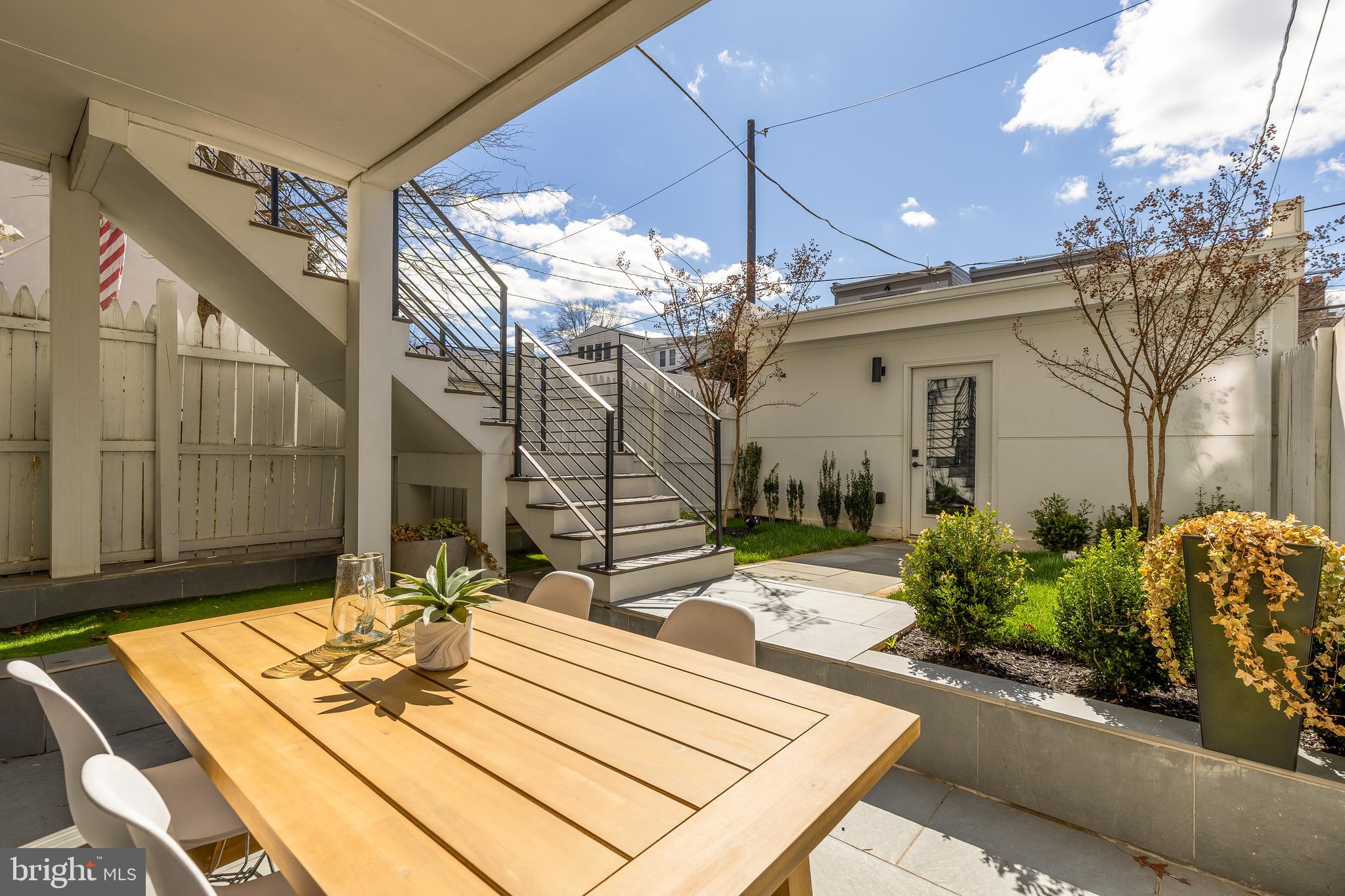 BURLEITH - Residential