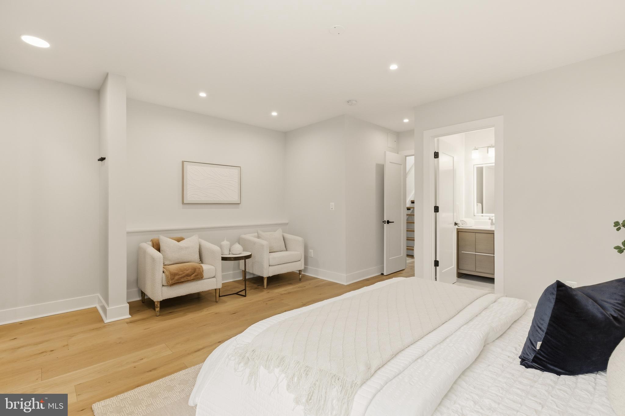 BURLEITH - Residential