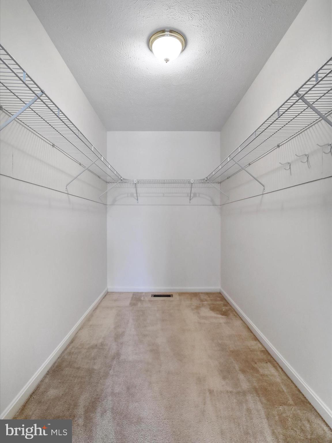 FAIRVIEW OAKS - Residential