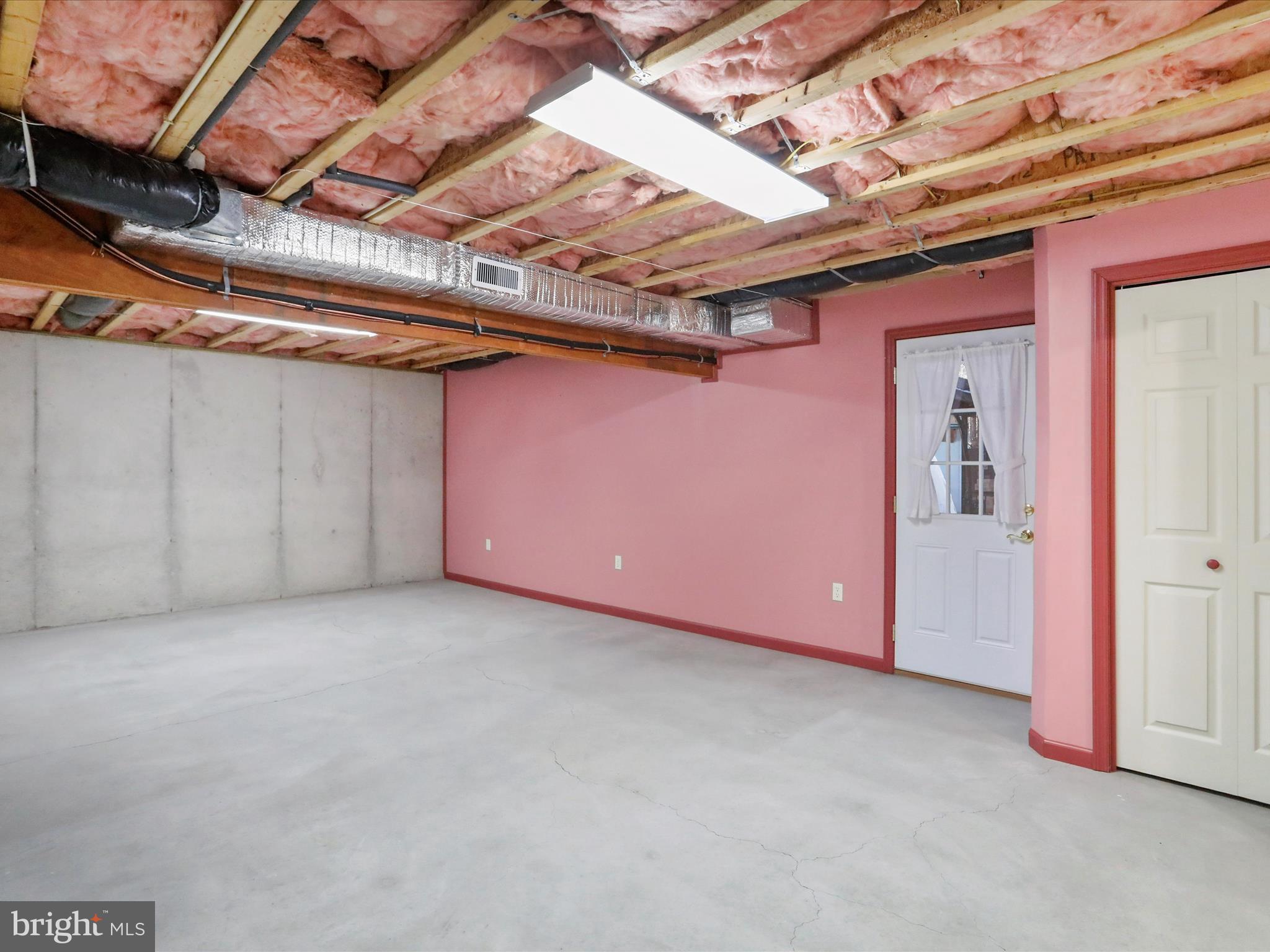 FAIRVIEW OAKS - Residential