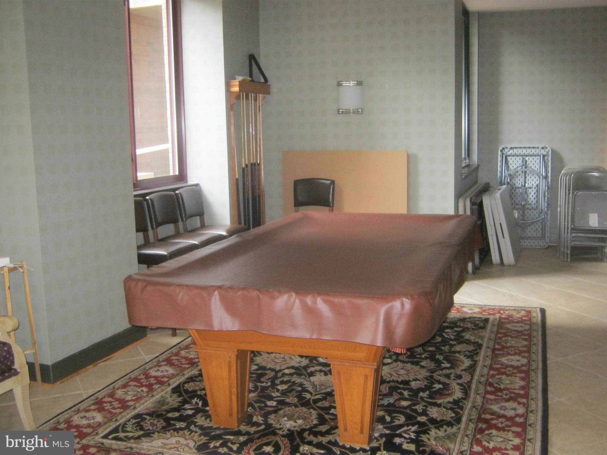 STATION SQUARE - Residential Lease