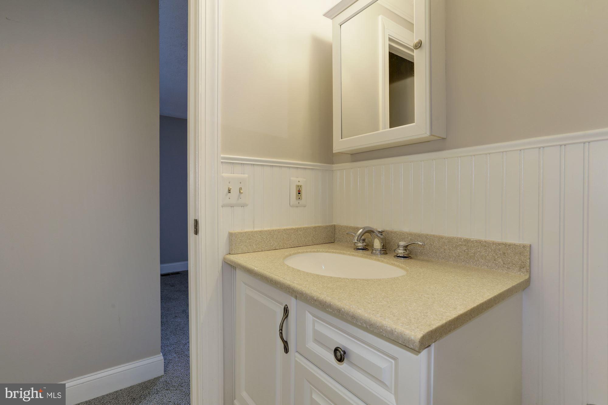 KINGS MEADE - Residential Lease