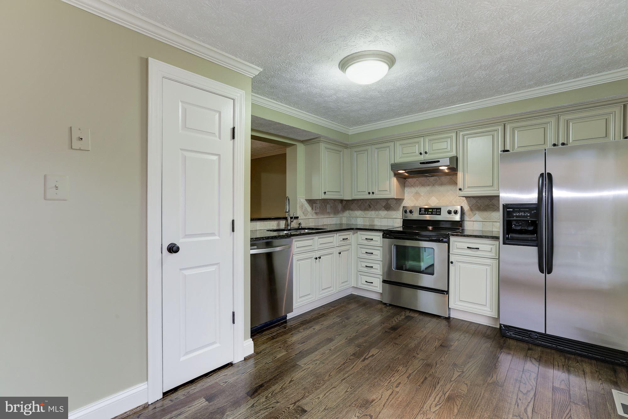 KINGS MEADE - Residential Lease