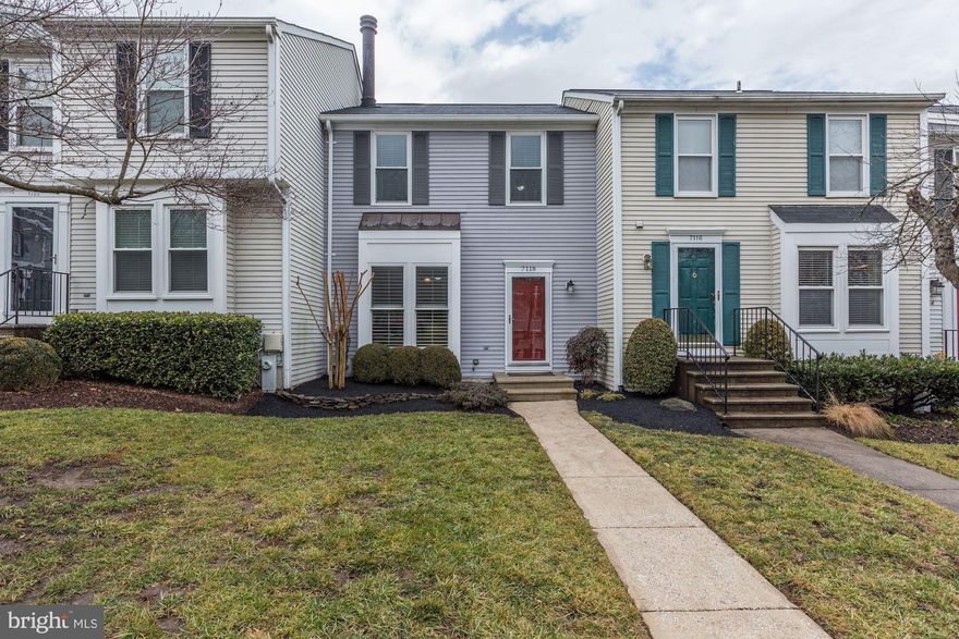 Gorgeously appointed townhome with pond view. Upgraded kitchen with soft close drawers, granite counters and stainless steel appliances. Upper level with 2 en suite bedrooms. Each with updated bathrooms. Walk out lower level with patio. Extremely high ceilings and natural light. Full-sized washer/dryer. 1 assigned parking space but ample parking for second car and guests. Located right off of 32 close to shopping and dining.