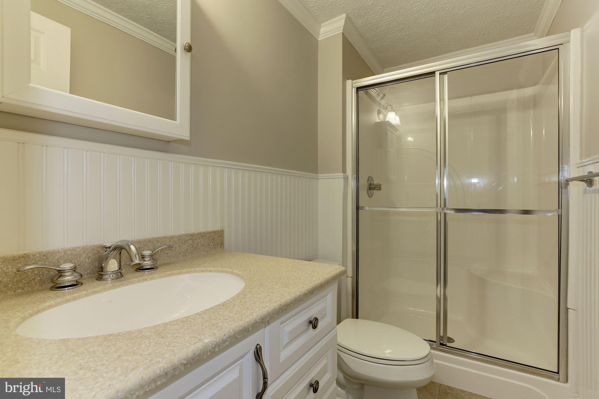 KINGS MEADE - Residential Lease