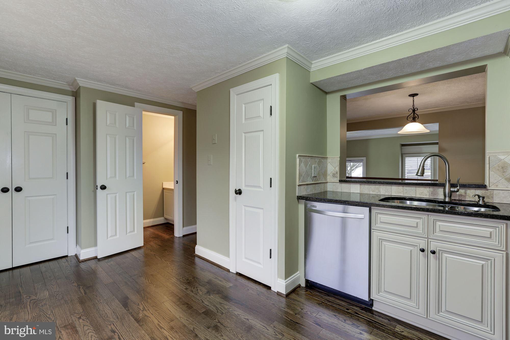 KINGS MEADE - Residential Lease