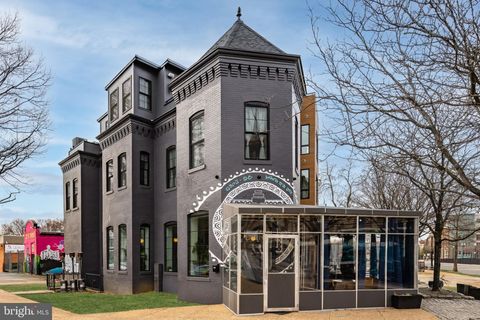 Photo of 1451 Maryland Avenue NE, WASHINGTON, DC 20002 (MLS # DCDC2243318)