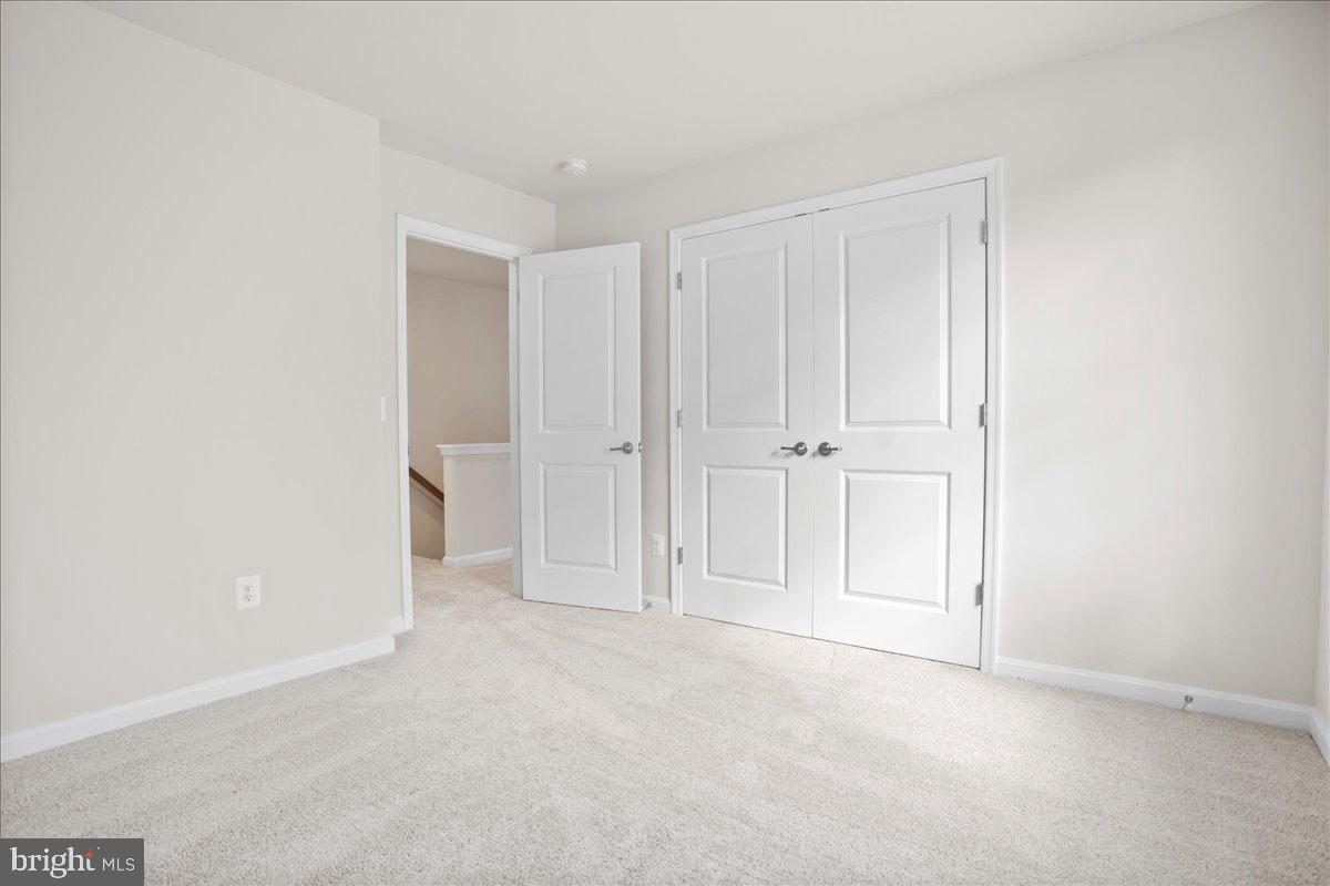 HUNTWELL WEST - Residential