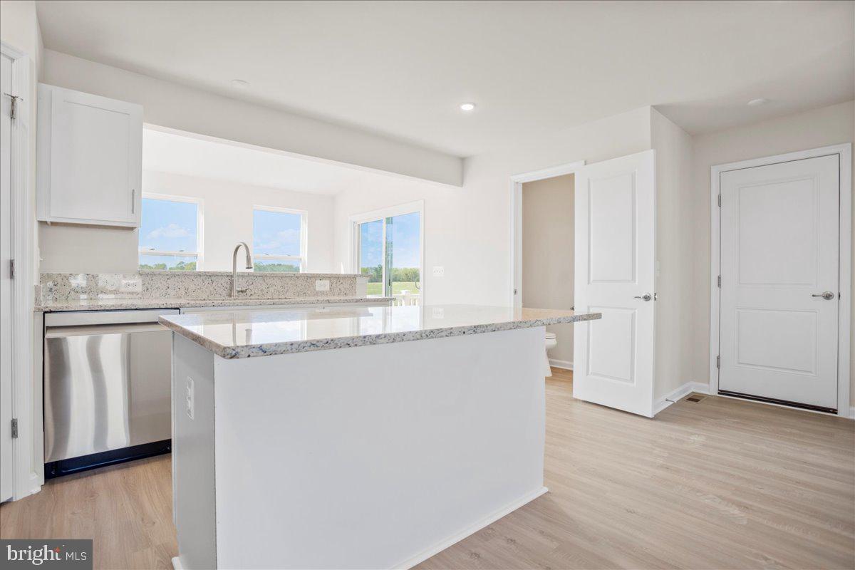 HUNTWELL WEST - Residential