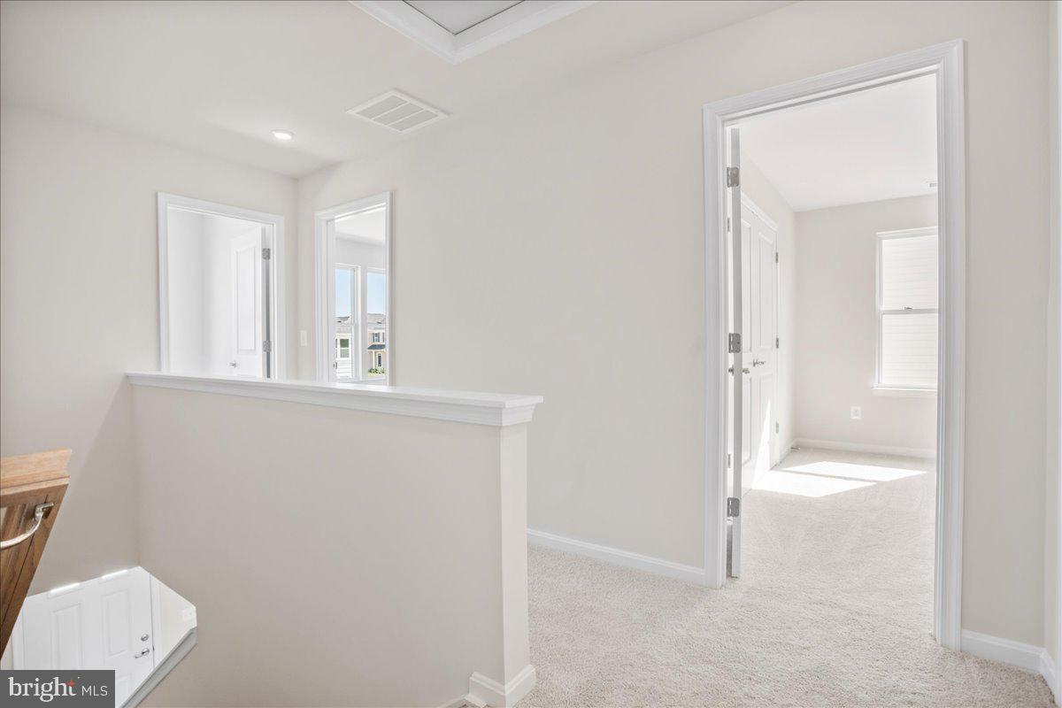 HUNTWELL WEST - Residential