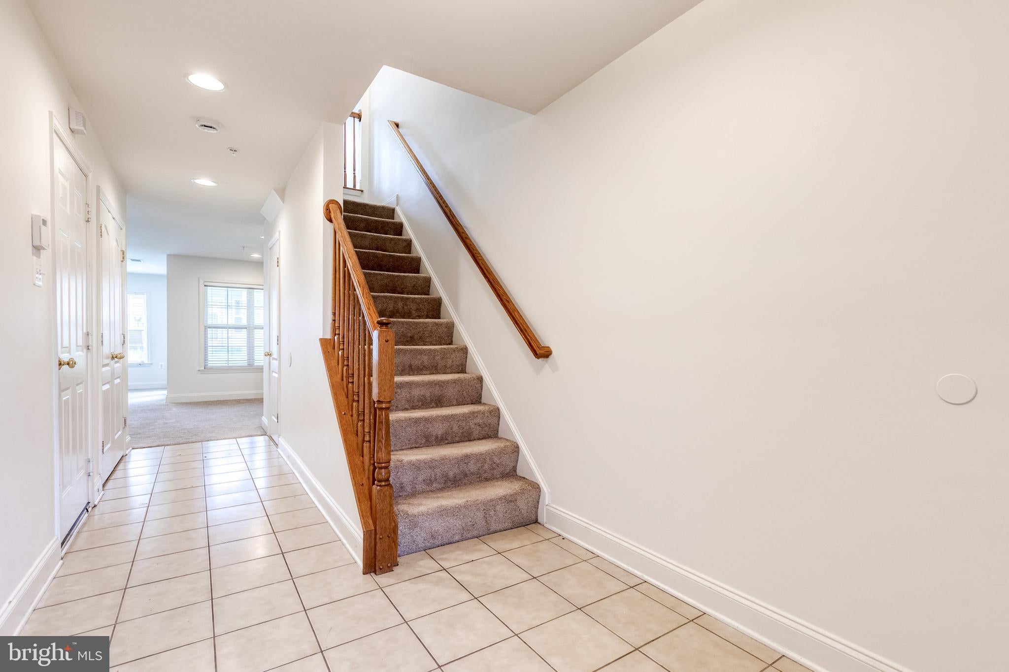 4322 VINTAGE IVY LANE